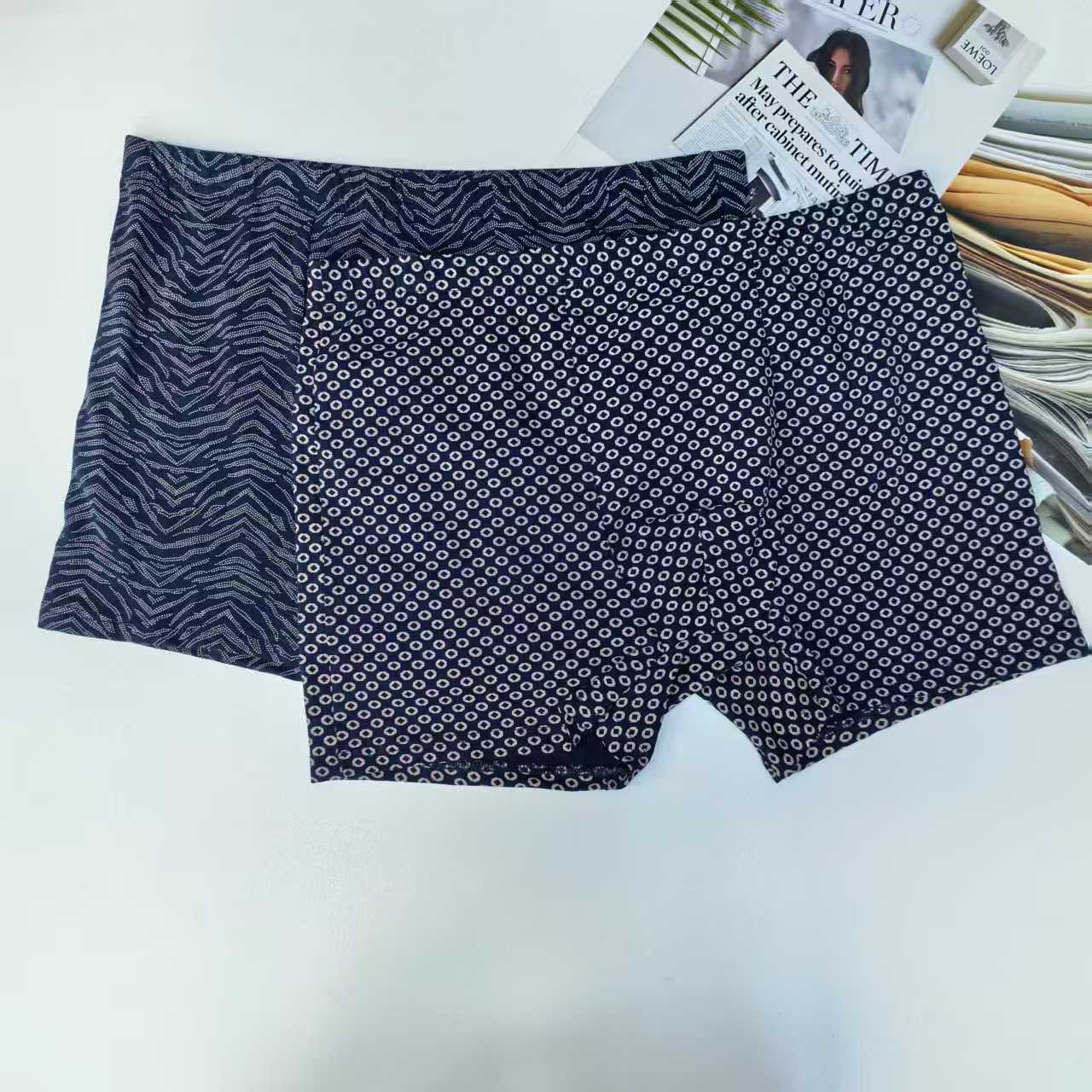 1645# Underwear for export men's underwear, Men's printed briefs, fashionable and comfortable milk silk men's underwear, Men's briefs, QNI details Picture