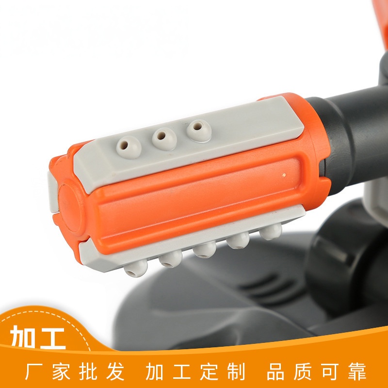Three-hole automatic rotating sprinkler, plastic flower watering nozzle for garden lawns Application Scenario