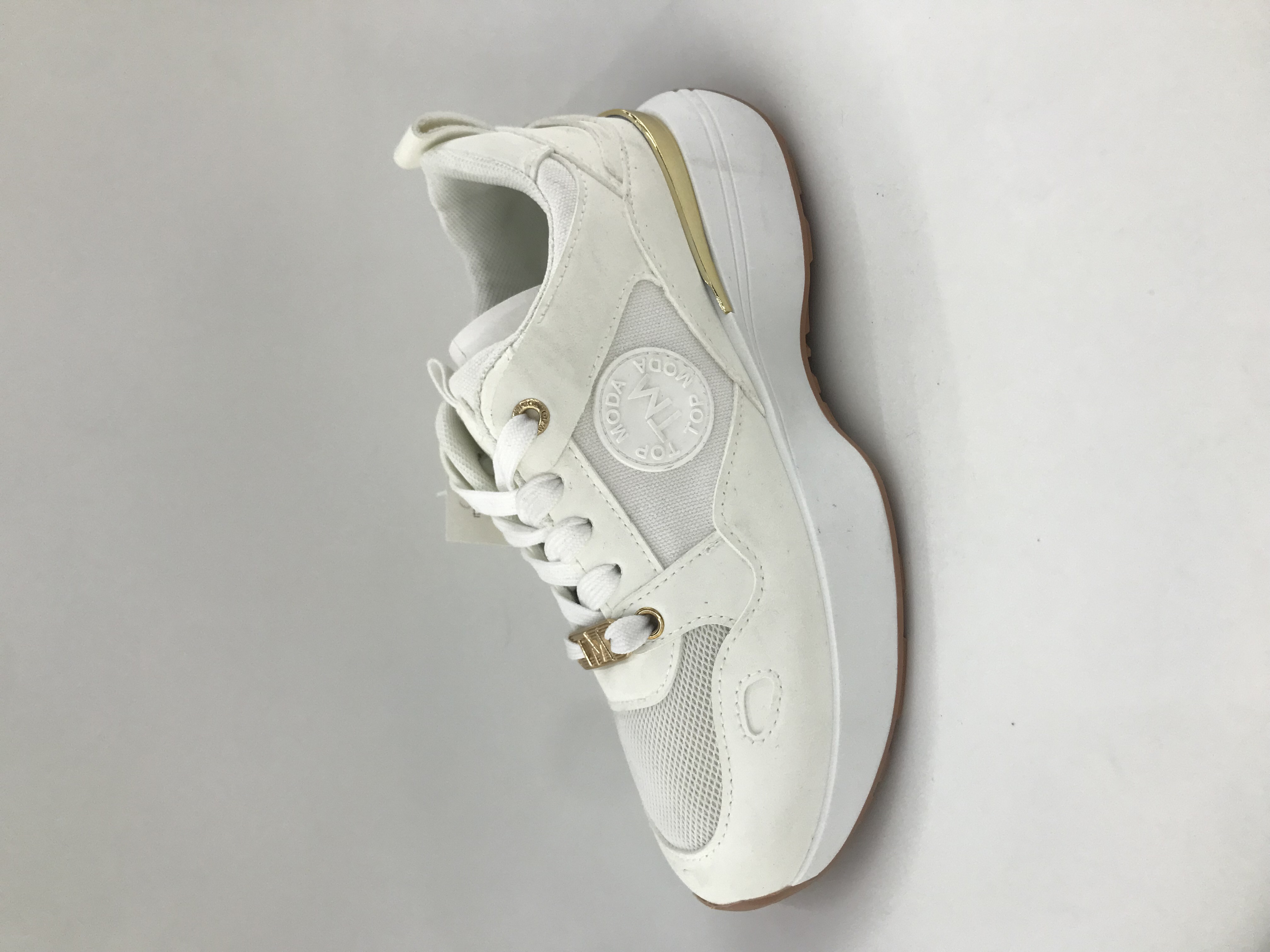White casual shoes are comfortable and versatile for women in summer full figure