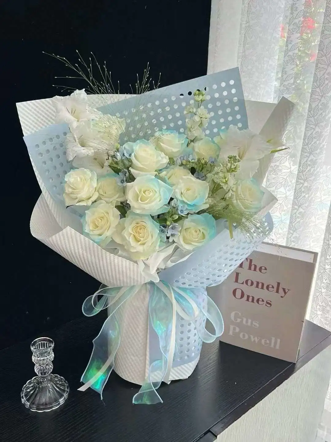 Dopamine hole paper, artificial flowers, fake flowers, festival gift wrapping paper, gift packaging detail image 3