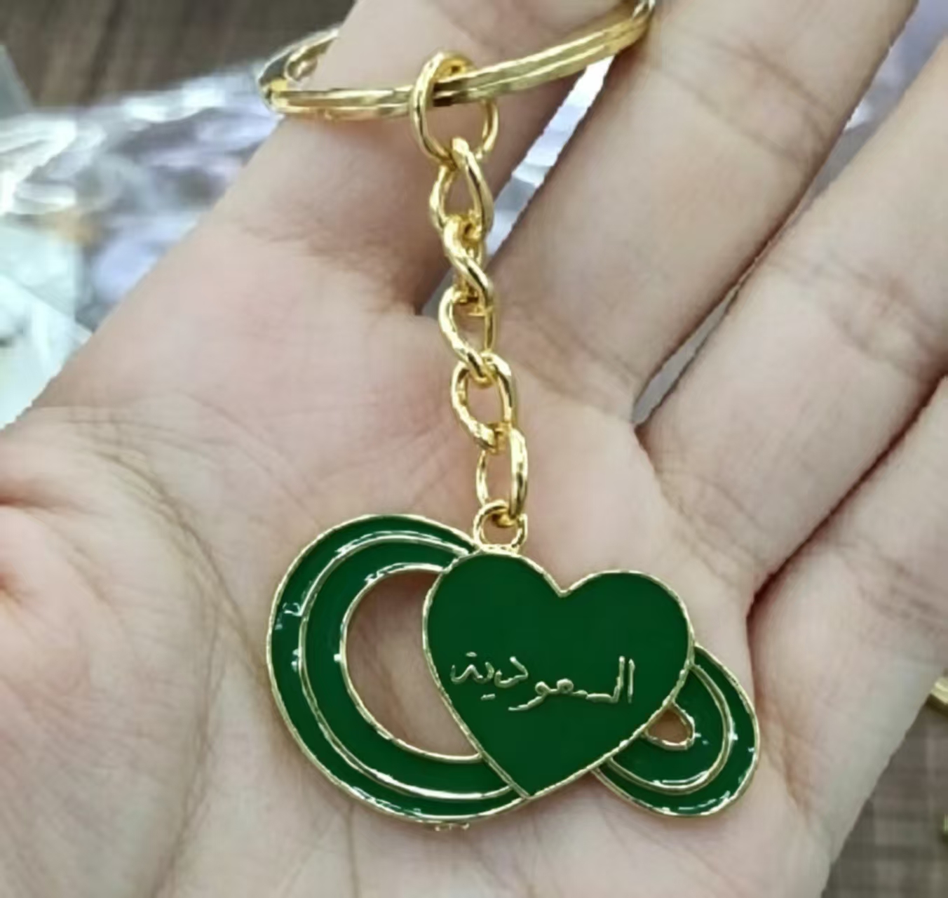 KEYCHAIN沙金绿色心形珐琅彩流苏钥匙扣 可定制