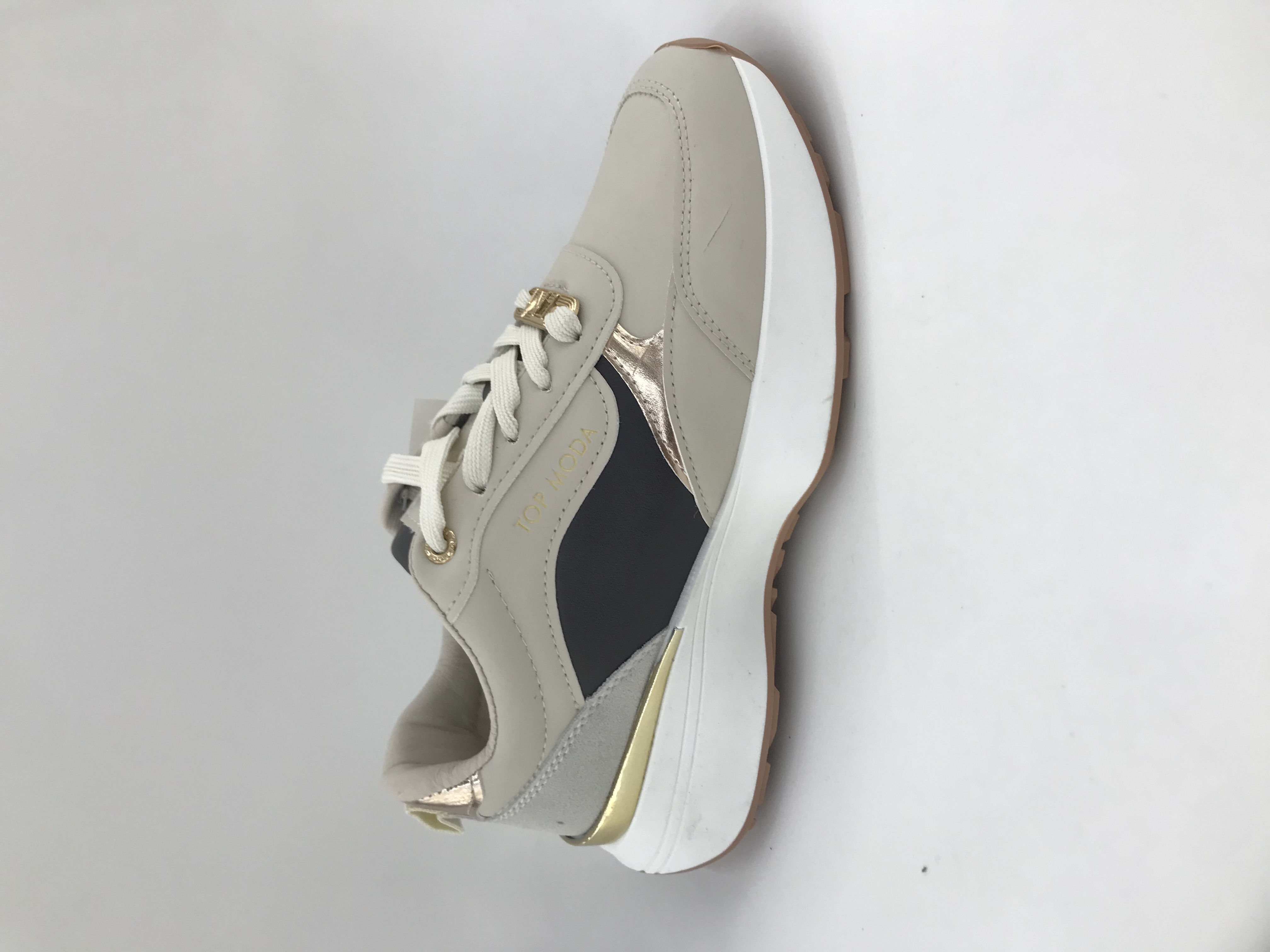 Casual breathable shoes are comfortable, lightweight and versatile women's shoes details Picture