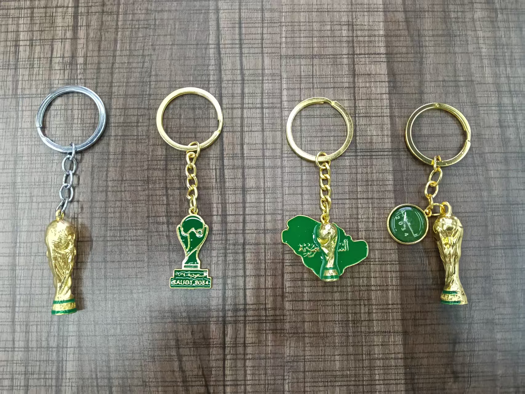 KEYCHAIN沙特足球杯世界杯体育足球衣服钥匙扣书包挂件 热卖款可定制