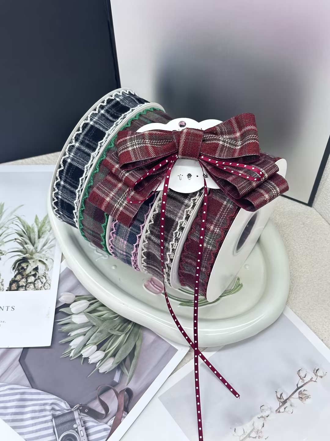 The 8-point checkered band can be used for gift wrapping, bouquet wrapping, bows, and DIY handicrafts details Picture