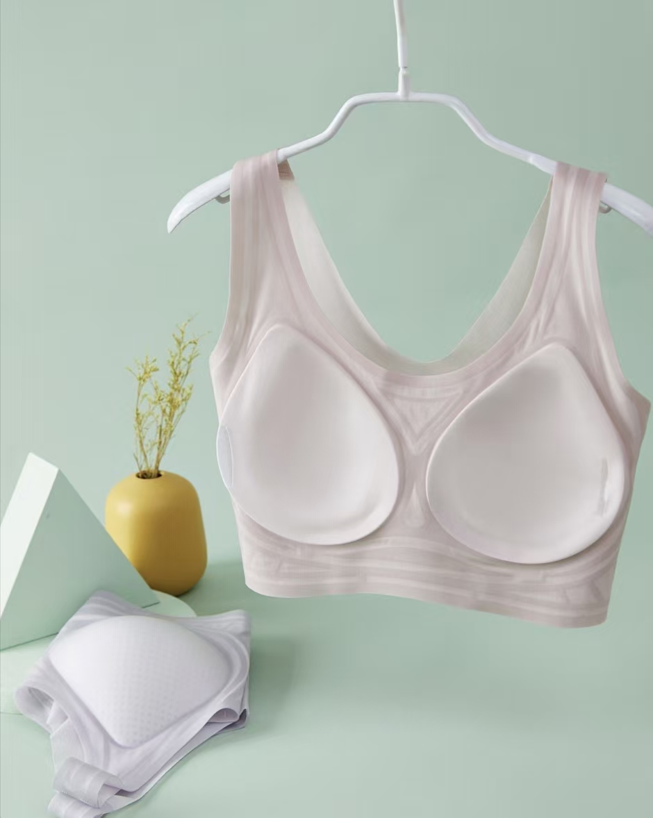 103# Underwear export to the Middle East and Africa: Women's summer ultra-thin jelly soft support, seamless and underwire bra QNI Application Scenario