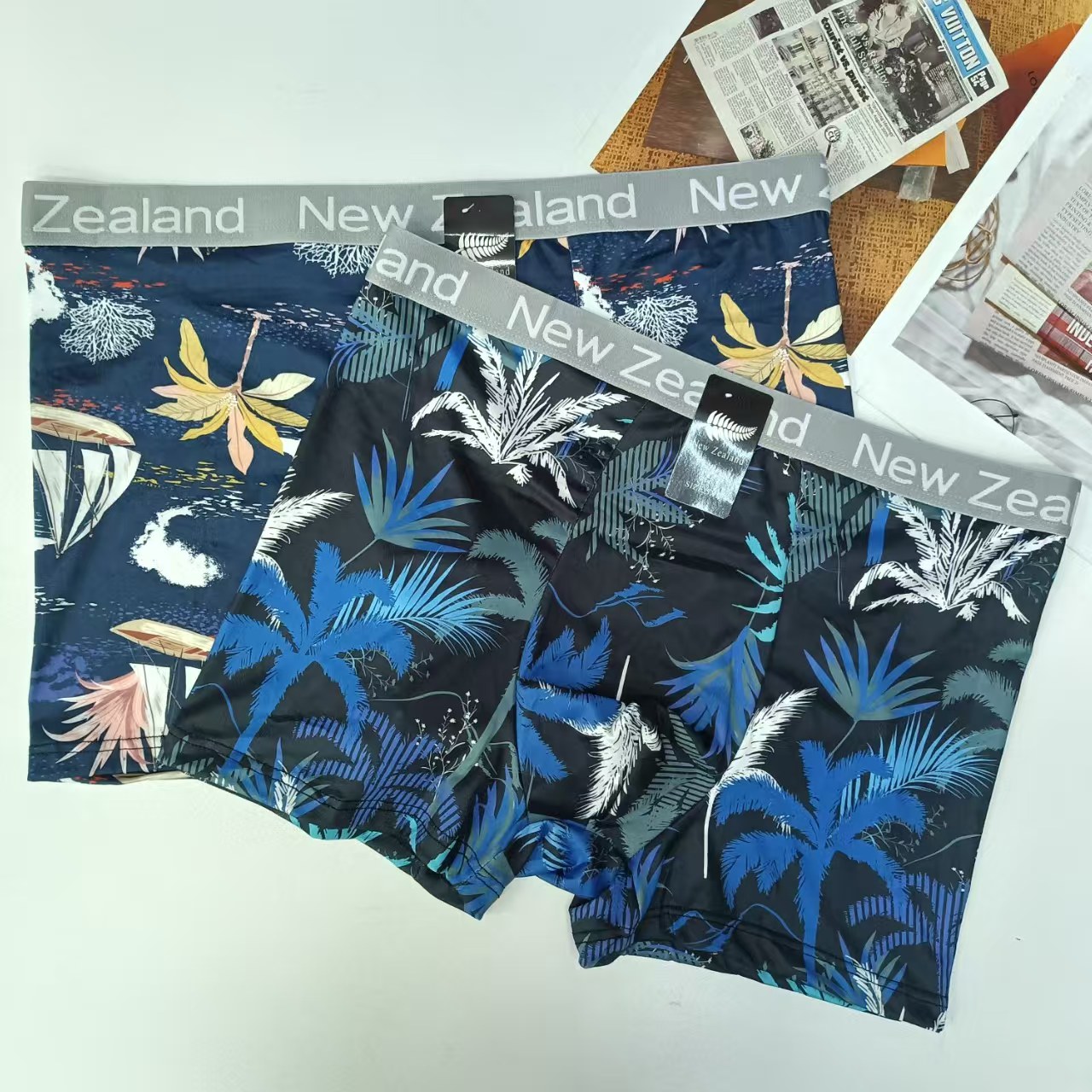 1611# Underwear for export men's underwear, men's printed briefs, fashionable and comfortable milk silk men's underwear, men's briefs, QNI details Picture