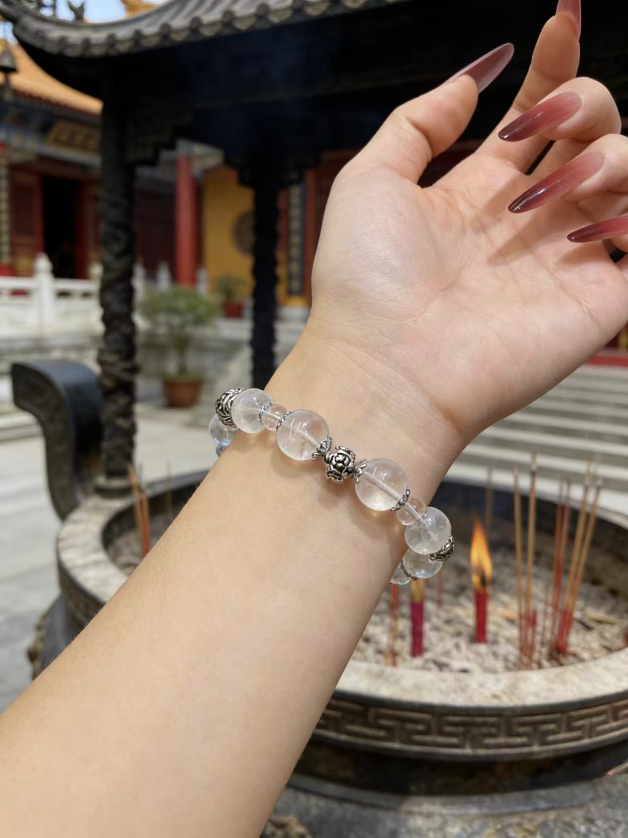 White Ghost Bracelet, a fashionable accessory with a new traditional Chinese style, is a great gift Specification image