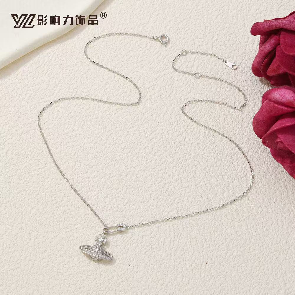 The new S925 silver necklace and silver jewelry accessory is an elegant satellite full-diamond silver necklace for ladies details Picture