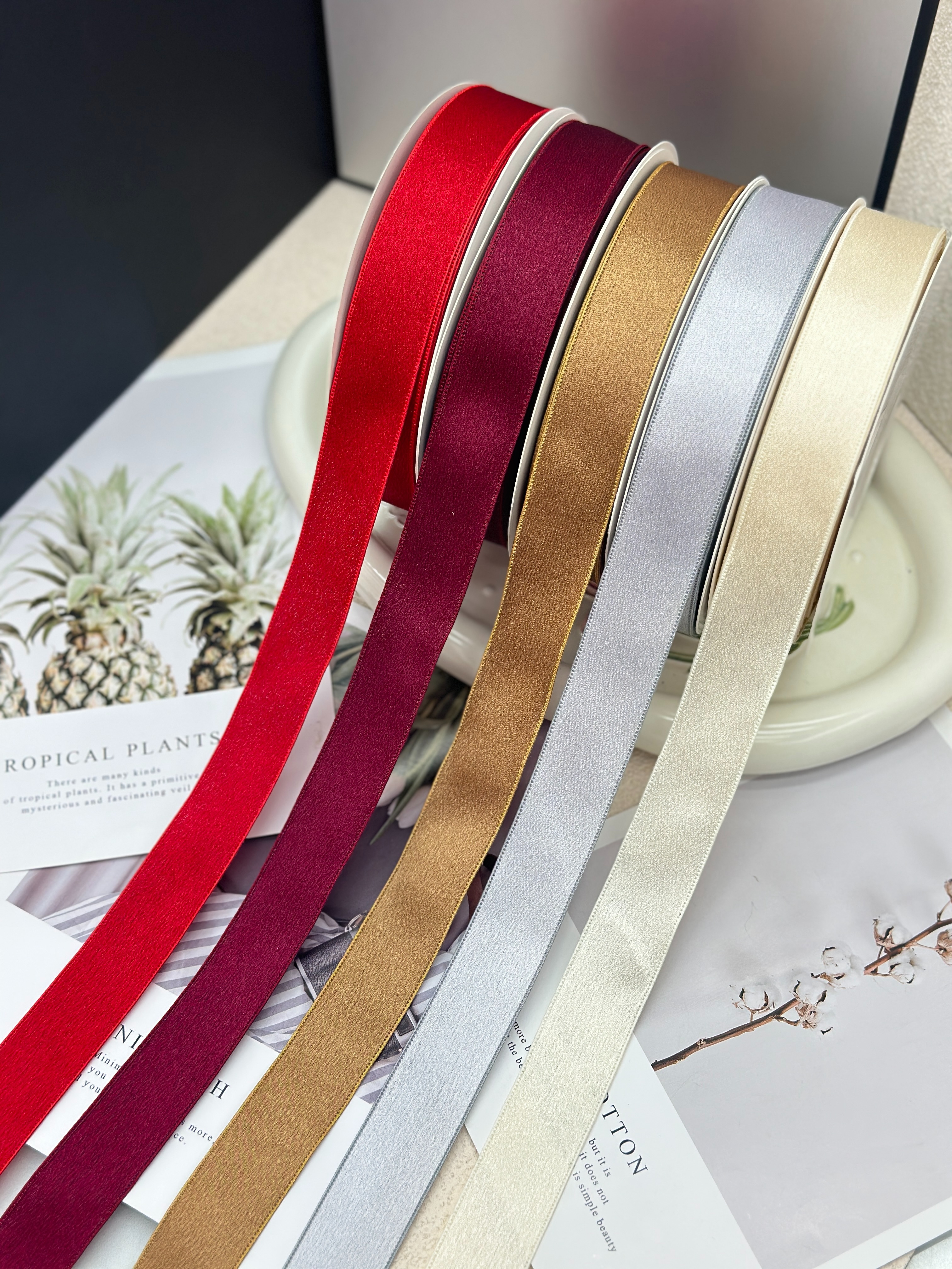 The plain satin 8-inch ribbon with straight edges can be used for bouquet packaging, gift wrapping, diy handicrafts and other all-scenario matching Application Scenario
