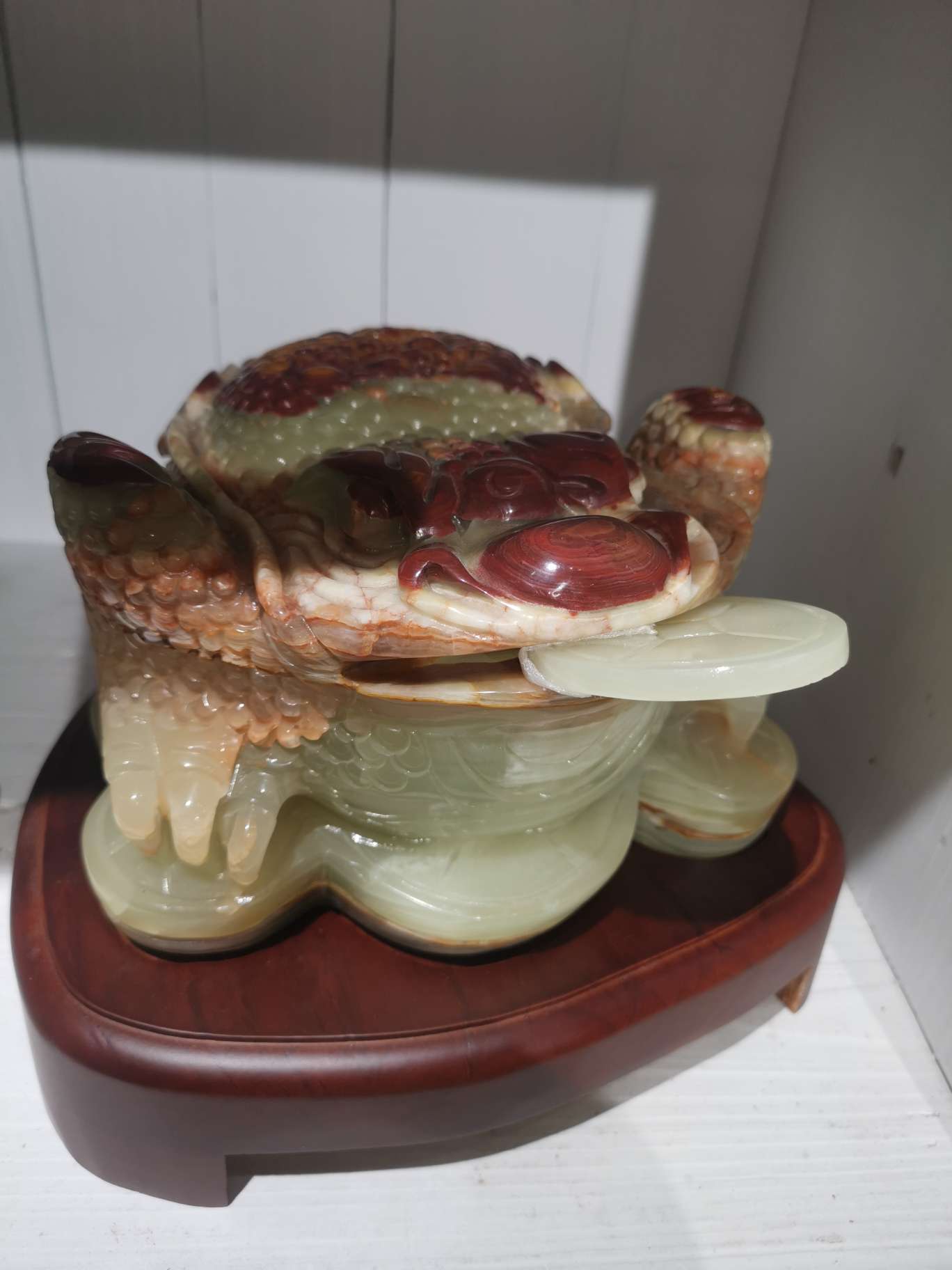 Creative handicrafts, gifts, ornaments, home decoration, other craft ornaments, golden toad ornaments, jade ornaments for attracting wealth, gifts for giving to others, elders, leaders, moving house, opening a store, moving into a new home detail image 3