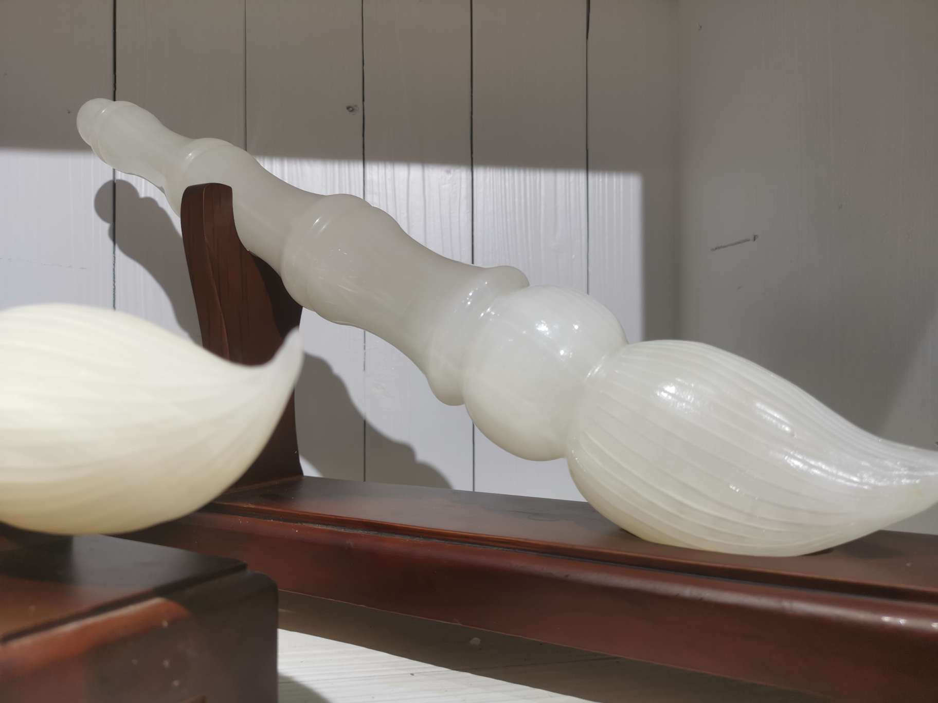 A jade ornament with a divine touch for success in the imperial examination is given as a gift to people, schools, elders, and leaders when moving into a new home details Picture