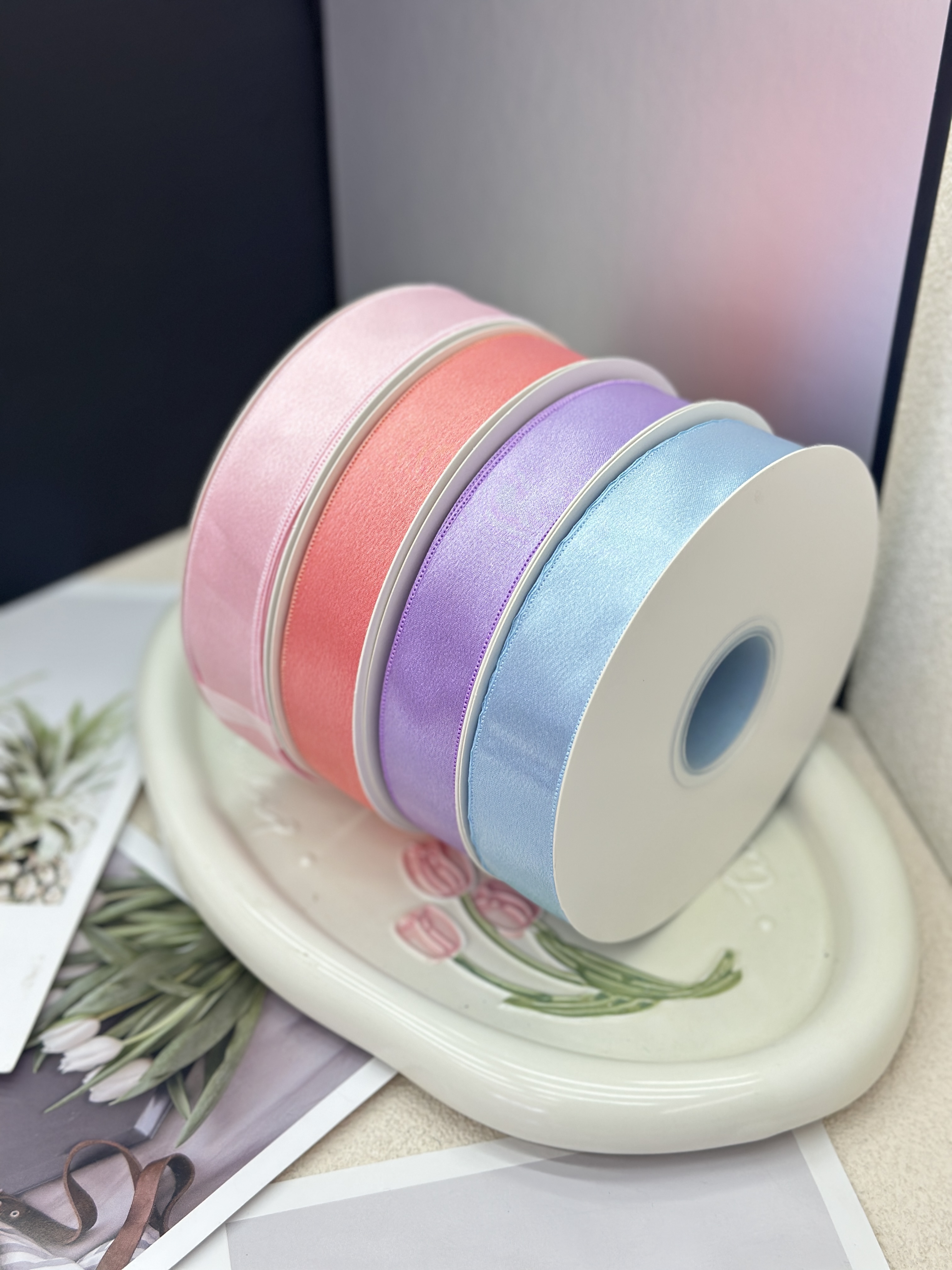 The plain satin 8-inch ribbon with straight edges can be used for bouquet packaging, gift wrapping, diy handicrafts and other all-scenario matching details Picture