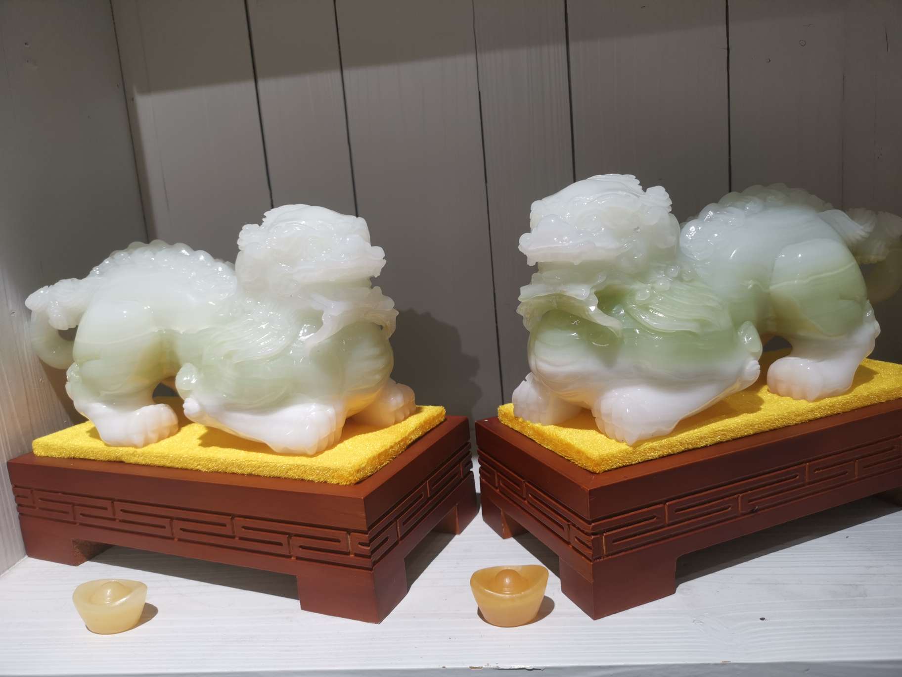Decorative items, other craft items, PI Xiu items, jade items for warding off evil spirits, gifts, elders, leaders, moving house, opening a store, moving into a new home Item Picture