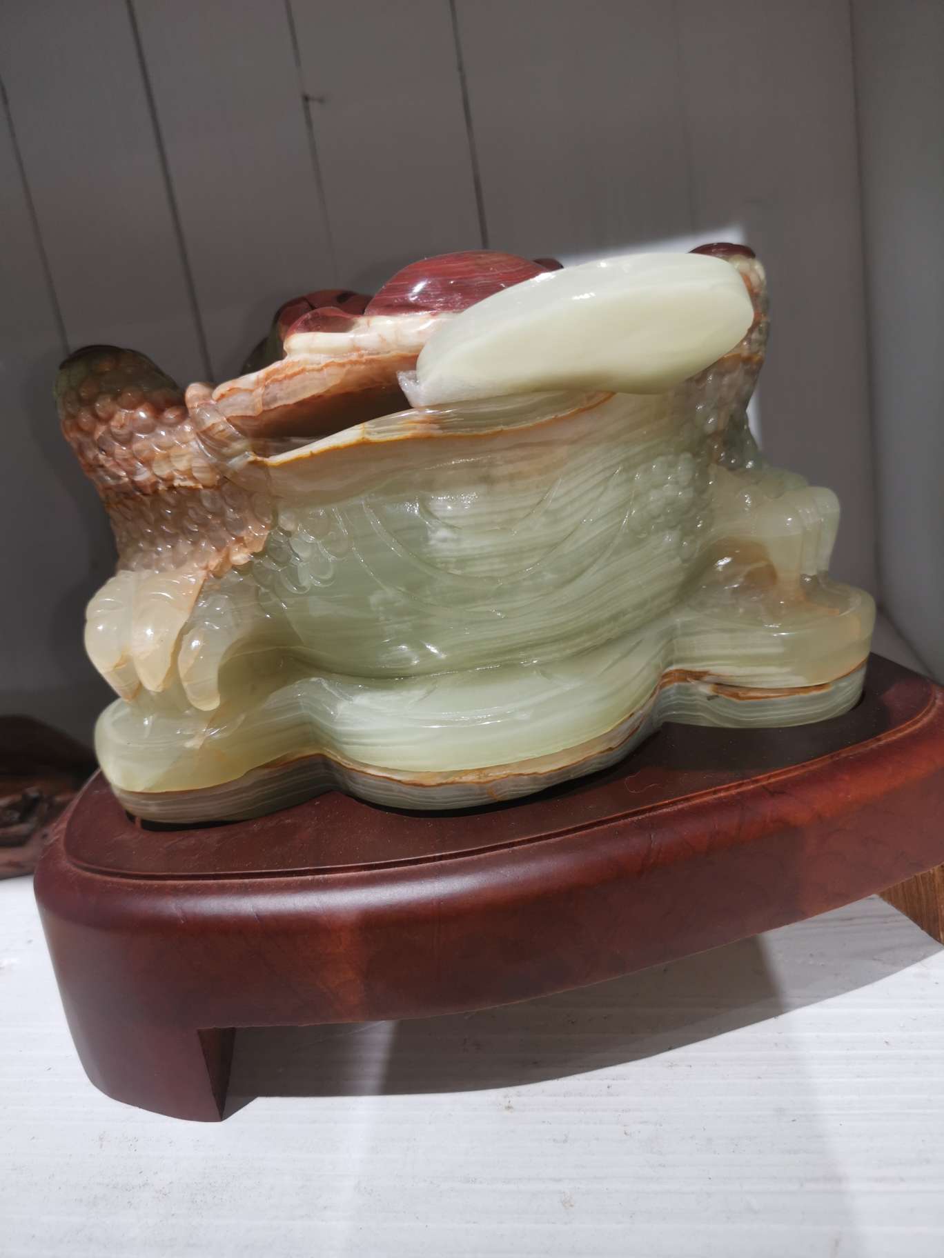 Creative handicrafts, gifts, ornaments, home decoration, other craft ornaments, golden toad ornaments, jade ornaments for attracting wealth, gifts for giving to others, elders, leaders, moving house, opening a store, moving into a new home Specification image