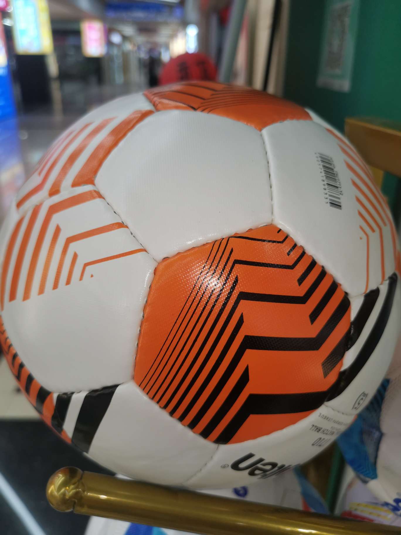 Creative handicrafts, gifts, ornaments, home decoration, other craft ornaments, handcrafted footballs, made in Pakistan, international event standard footballs detail image 4