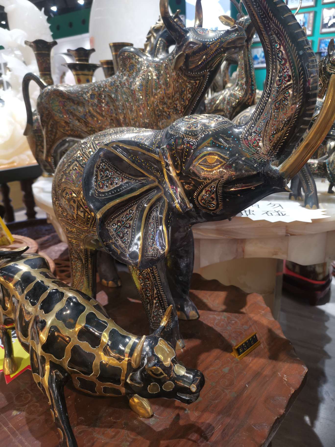 Like to send private messages to customer service. Creative handicrafts, gifts, ornaments, home decoration, other craft ornaments, brass ornaments, hand-carved ornaments, as gifts for others, elders, leaders, moving house, opening a store, moving into a new home Application Scenario