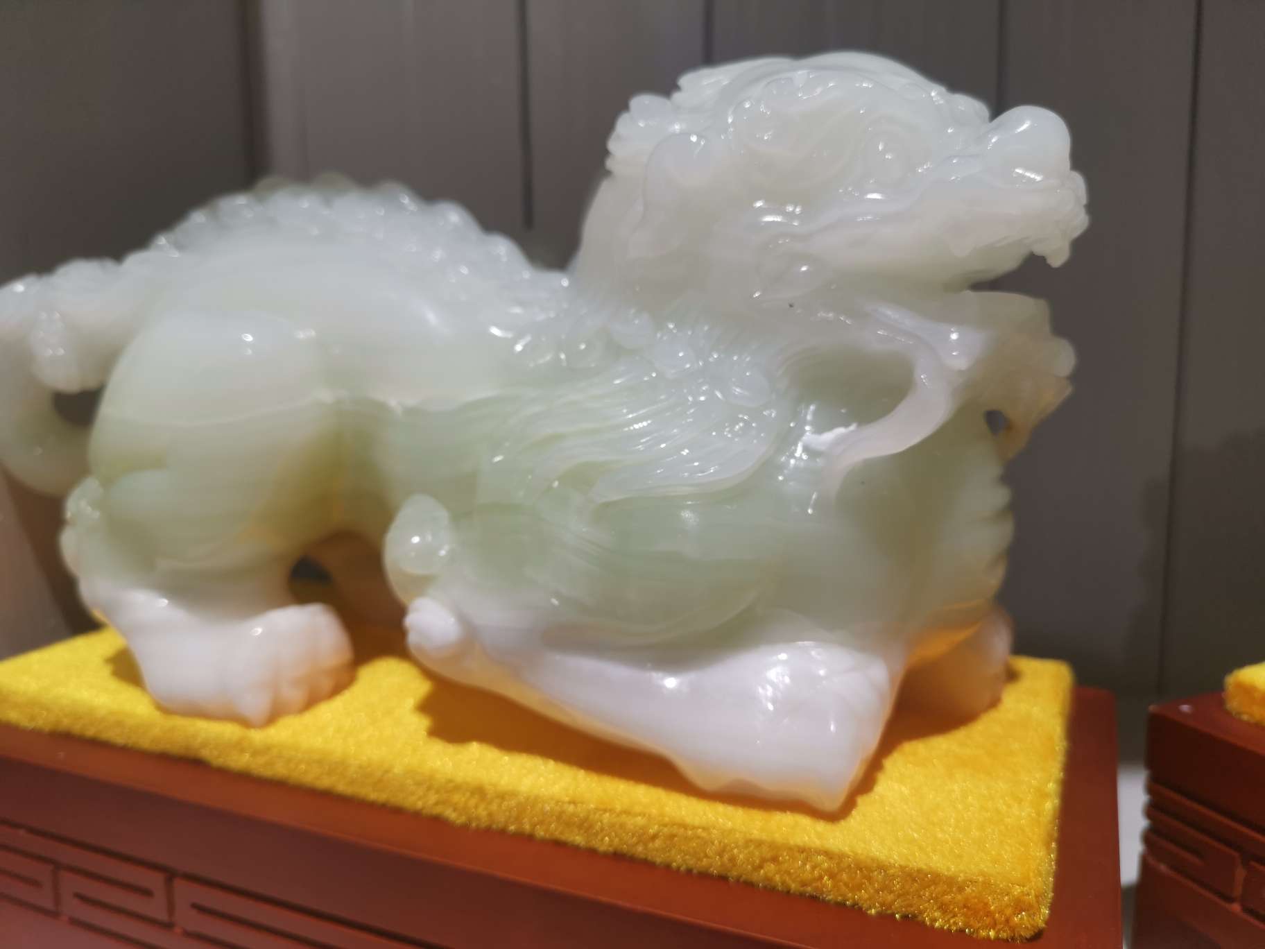 Decorative items, other craft items, PI Xiu items, jade items for warding off evil spirits, gifts, elders, leaders, moving house, opening a store, moving into a new home detail image 3