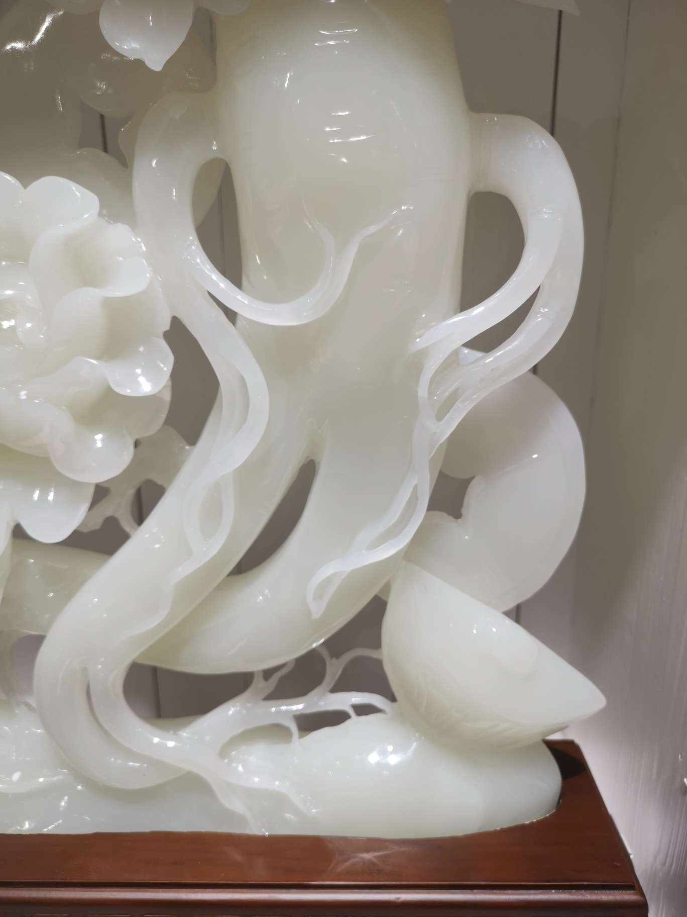 Creative handicrafts, gifts, ornaments, home decoration, other craft ornaments, ginseng, ruyi, jade ornaments, as gifts for others, elders, leaders, moving house, opening a store, moving into a new home detail image 5