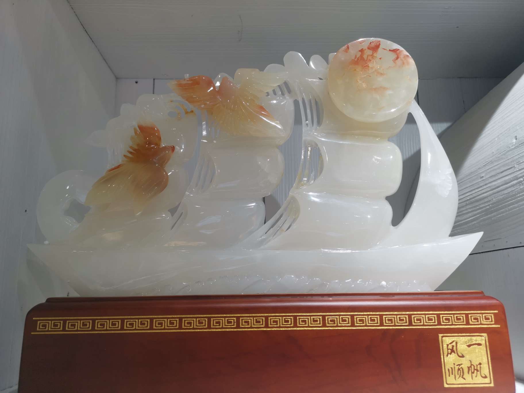 Handicrafts, gifts, craft ornaments, other decorative ornaments, home living room, study, table decorations, Smooth sailing jade ornaments, gifts for others, elders, leaders, moving house, opening a store, moving into a new home Application Scenario