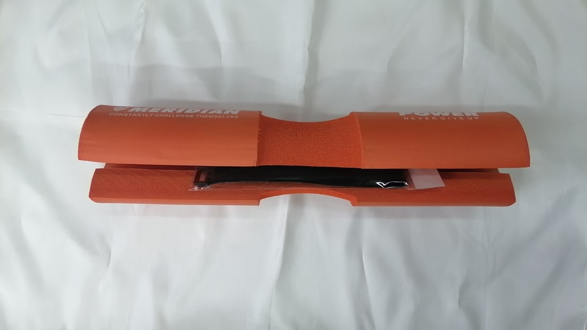 Fitness squat neck shoulder guard foam, fitness weightlifting barbell shoulder guard, sports equipment high resilience foam shoulder guard full figure