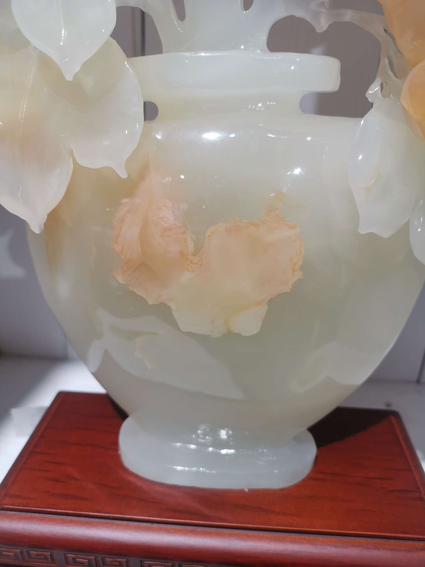 Flower blooming, prosperity, jade ornaments, handicrafts, gifts, home decorations, other craft ornaments, gifts for giving to others, elders, leaders, moving house, opening a store, moving into a new home details Picture