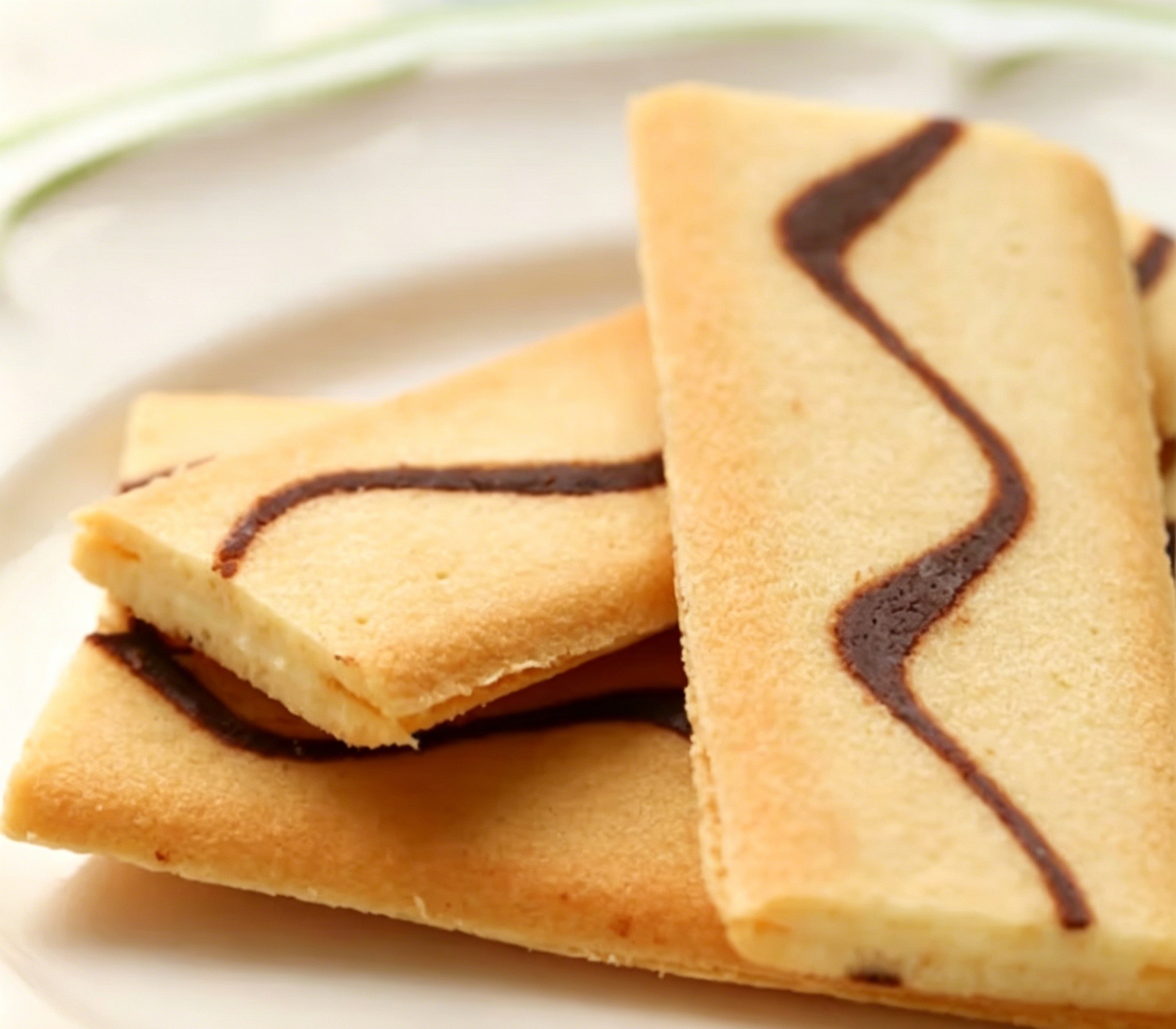 Free shipping! Korean Krian Cream Chocolate Wafer Sandwich Cookies 77g, rich and fragrant imported snacks Application Scenario