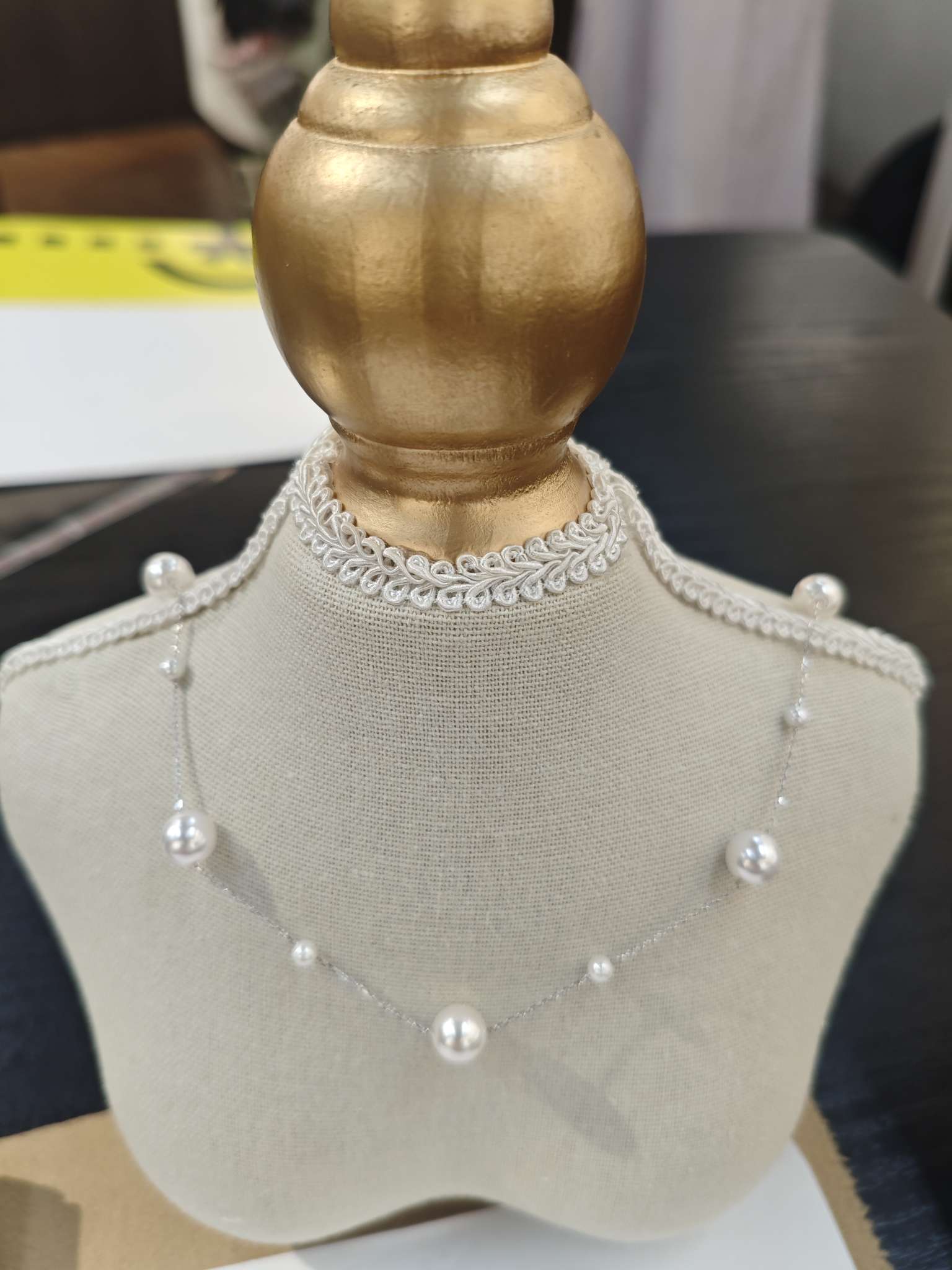 Pearl necklace, silver jewelry necklace, a versatile natural pearl silver necklace for women's daily commutes Application Scenario
