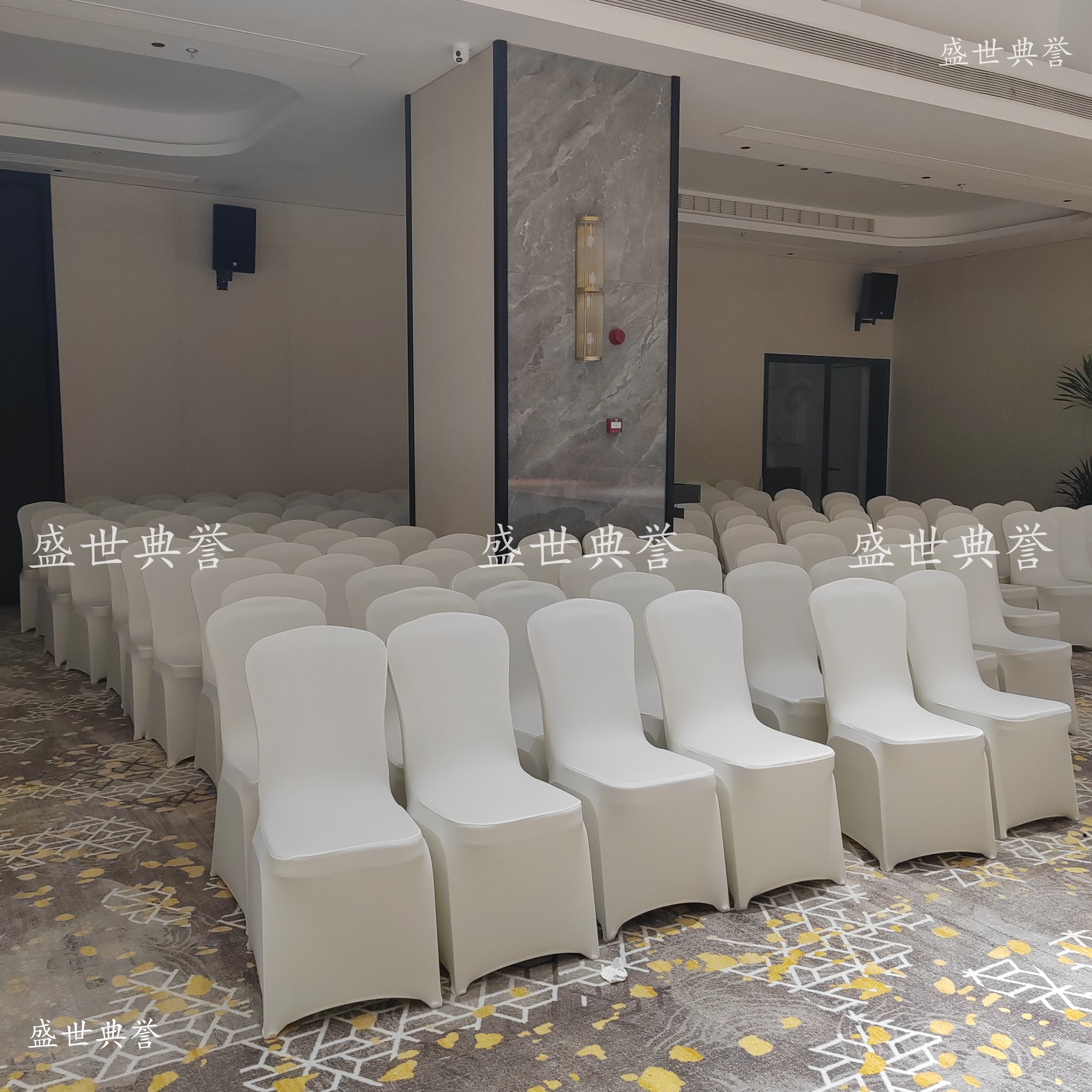 Shaoxing foreign trade export thickened elastic chair covers, hotel and catering linen, wedding banquet air layer stretchable elastic chair covers Item Picture