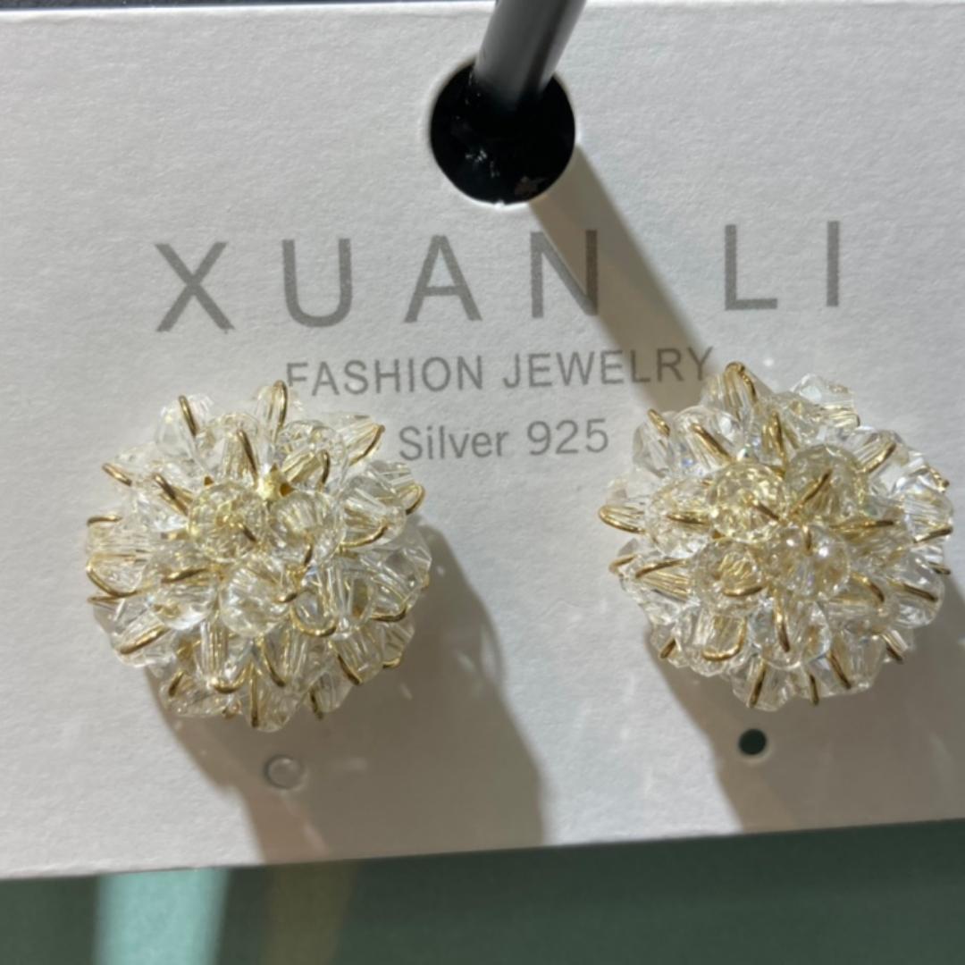 新款爆款耳环6时尚珠宝品牌XUAN LI推出925银镶嵌透明水晶耳环金色线条点缀尽显奢华与精致 Item Picture