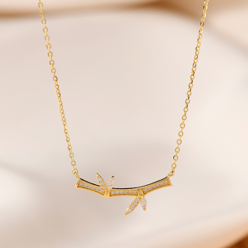 The new S925 silver necklace is fashionable, stylish and versatile. It is a bamboo bud high gold silver necklace detail image 4