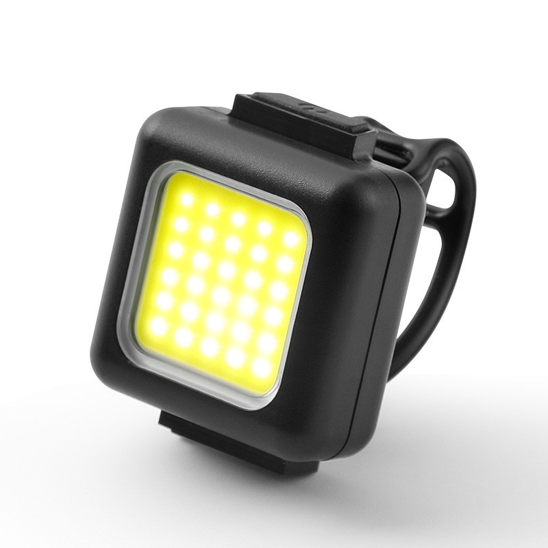 FT-3028 square taillight USB charging bike light set, bicycle headlight taillight set, mountain bike headlight, safety warning taillight, front and rear combination lights Application Scenario