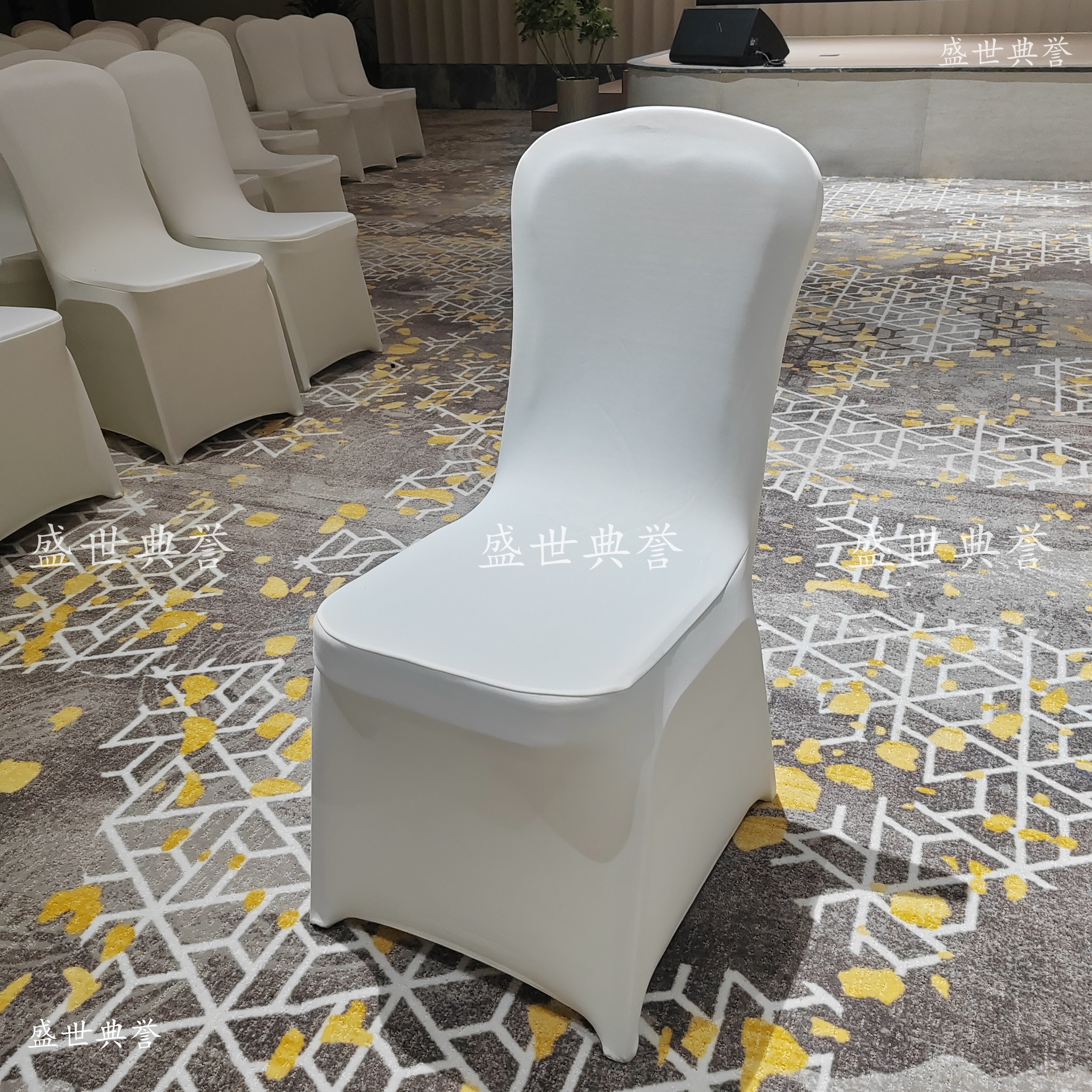 Shanghai hotel banquet hall tablecloth and chair covers direct sales, multi-functional hall conference chair covers, wedding banquet thickened elastic chair covers