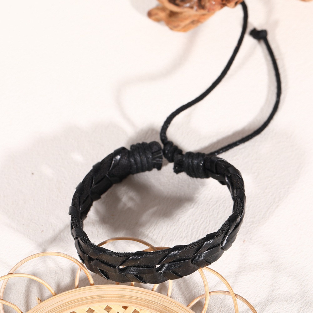 European and American popular fashion accessories, personalized hand-woven cowhide bracelet, simple pull-out adjustable retro leather bracelet detail image 4