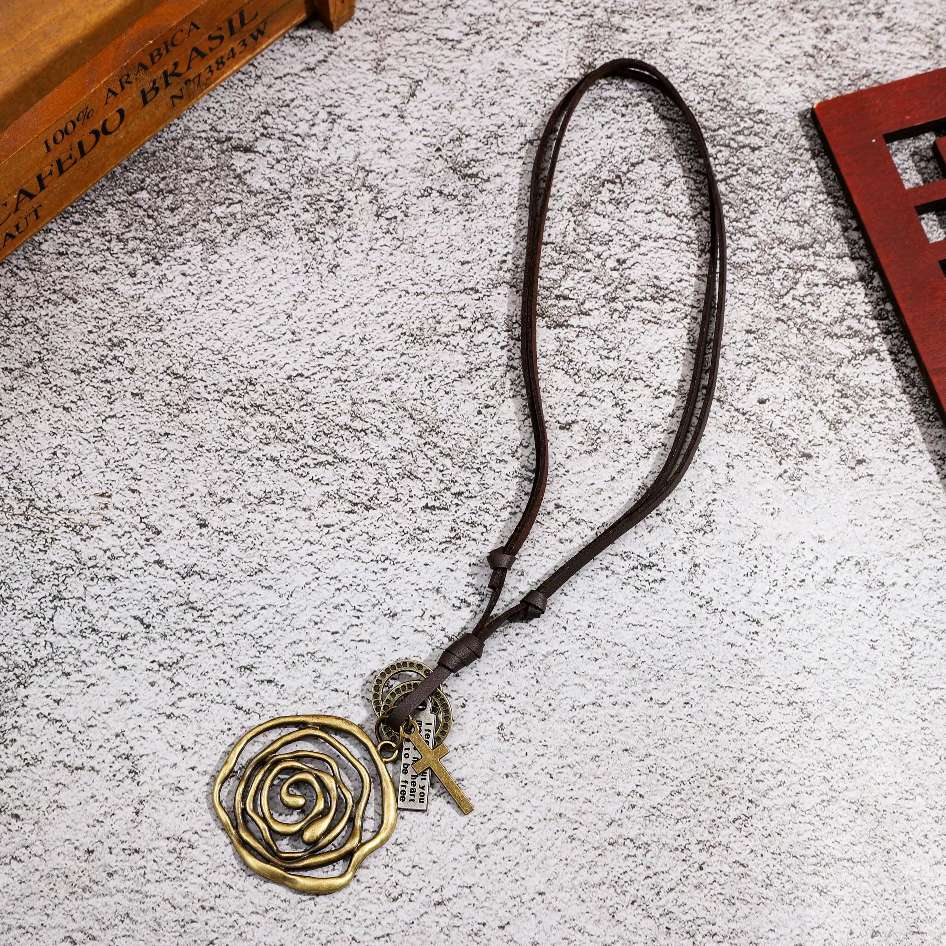 Retro distressed leather rope necklace, Bohemian-style feather bull head pendant, denim style personalized accessory wholesale necklace detail image 5