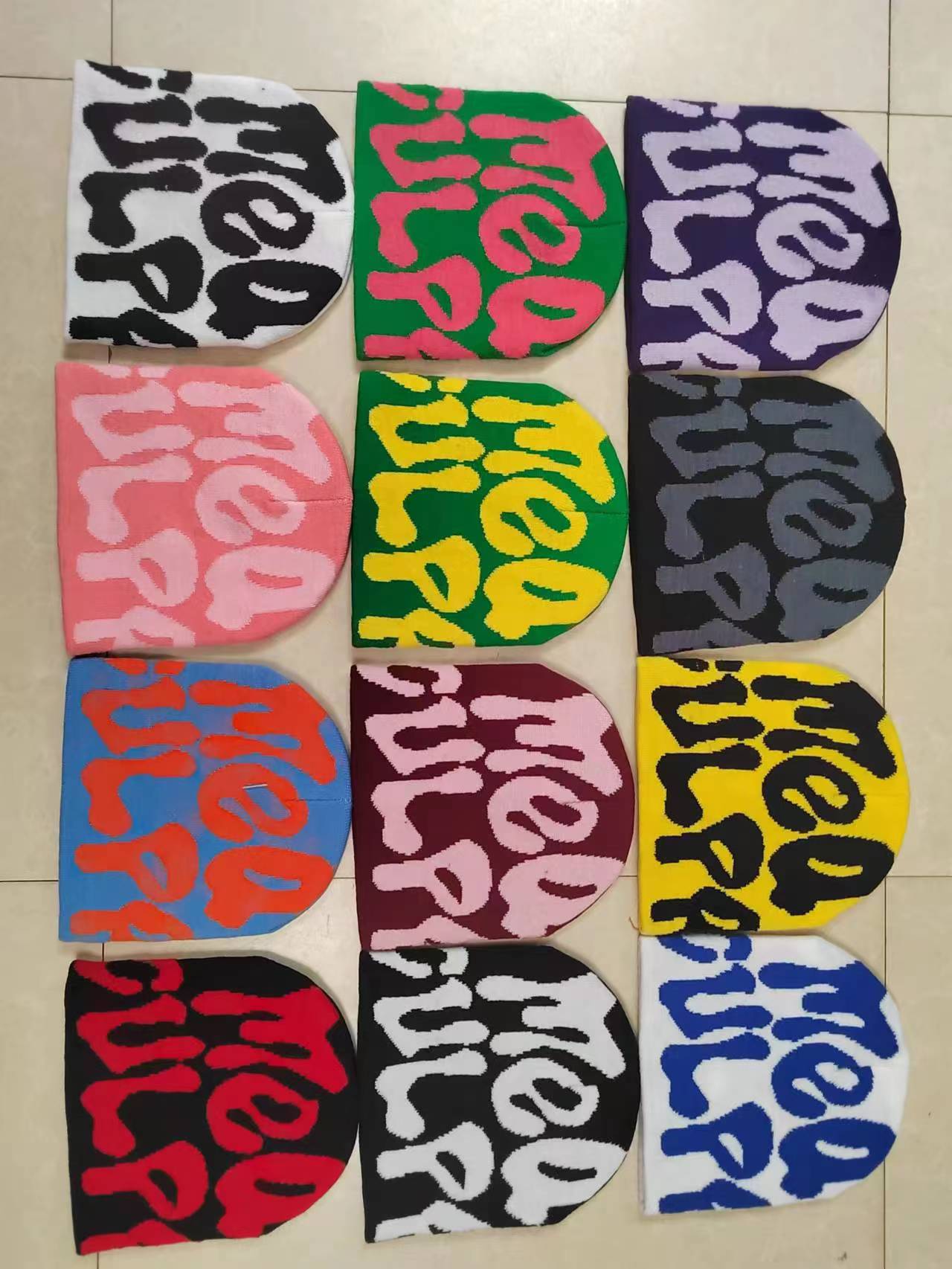 【 Street Fashion 】 Letter jacquard knitted hat