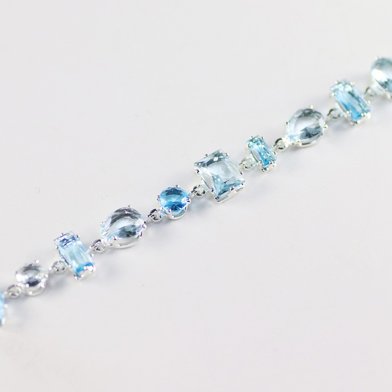 2026 Dopamine Zircon inlaid Light Luxury Bracelet, a versatile best friend style, a popular imported accessory details Picture
