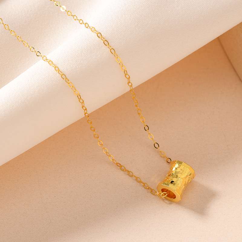 New silver jewelry, light luxury and niche design, fashionable and versatile, golden silver necklace, bringing you a continuous flow of wealth detail image 4