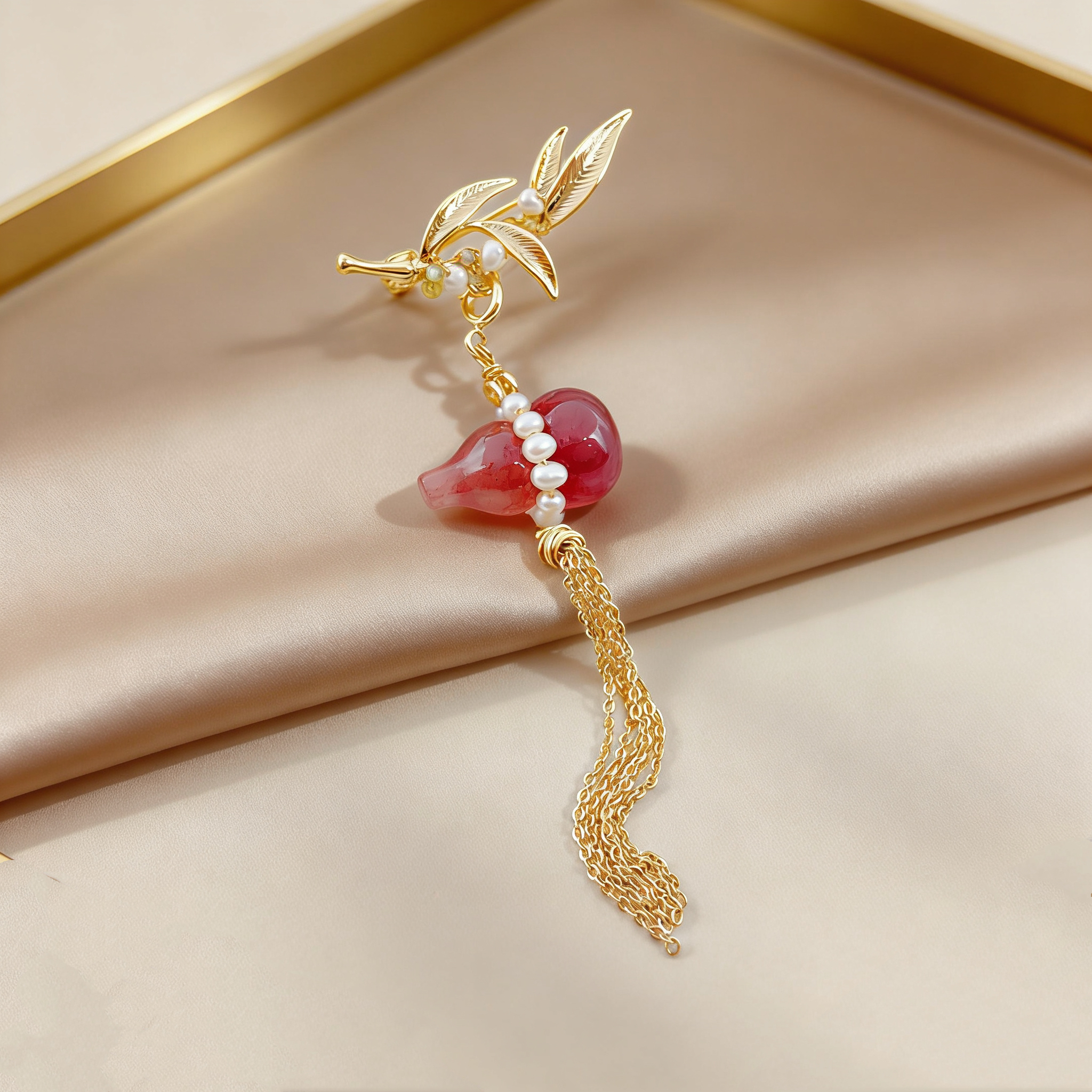 Pearl flower brooch, Baroque pearl brooch, decorative Chinese trend brooch, retro accessory brooch, ladies' waist-cinching fashion Christmas brooch gift, Chinese style XZ096097 Item Picture