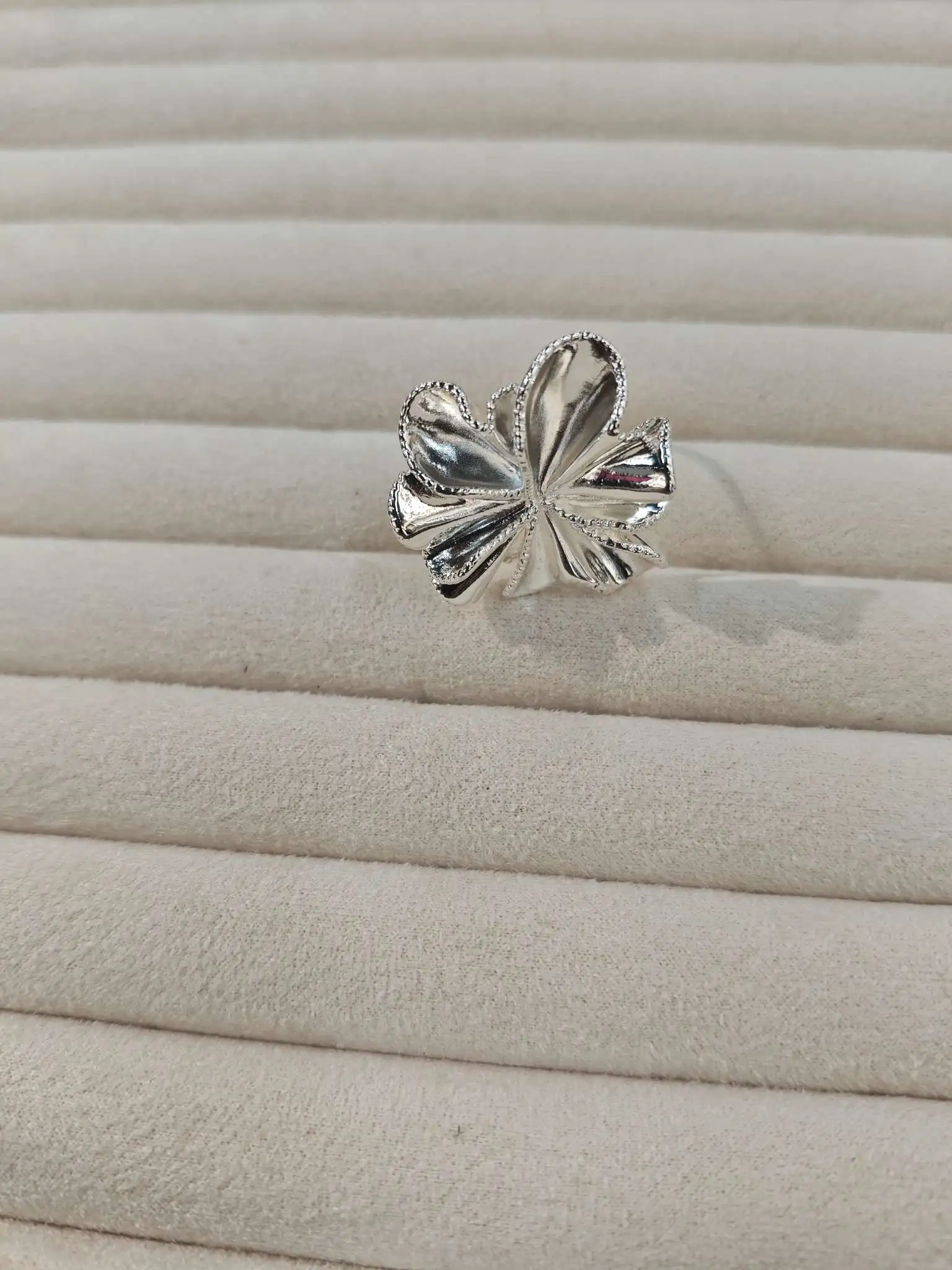 Aleación de cobre ornamento de mano, anillo de cobre elegante detail image 4