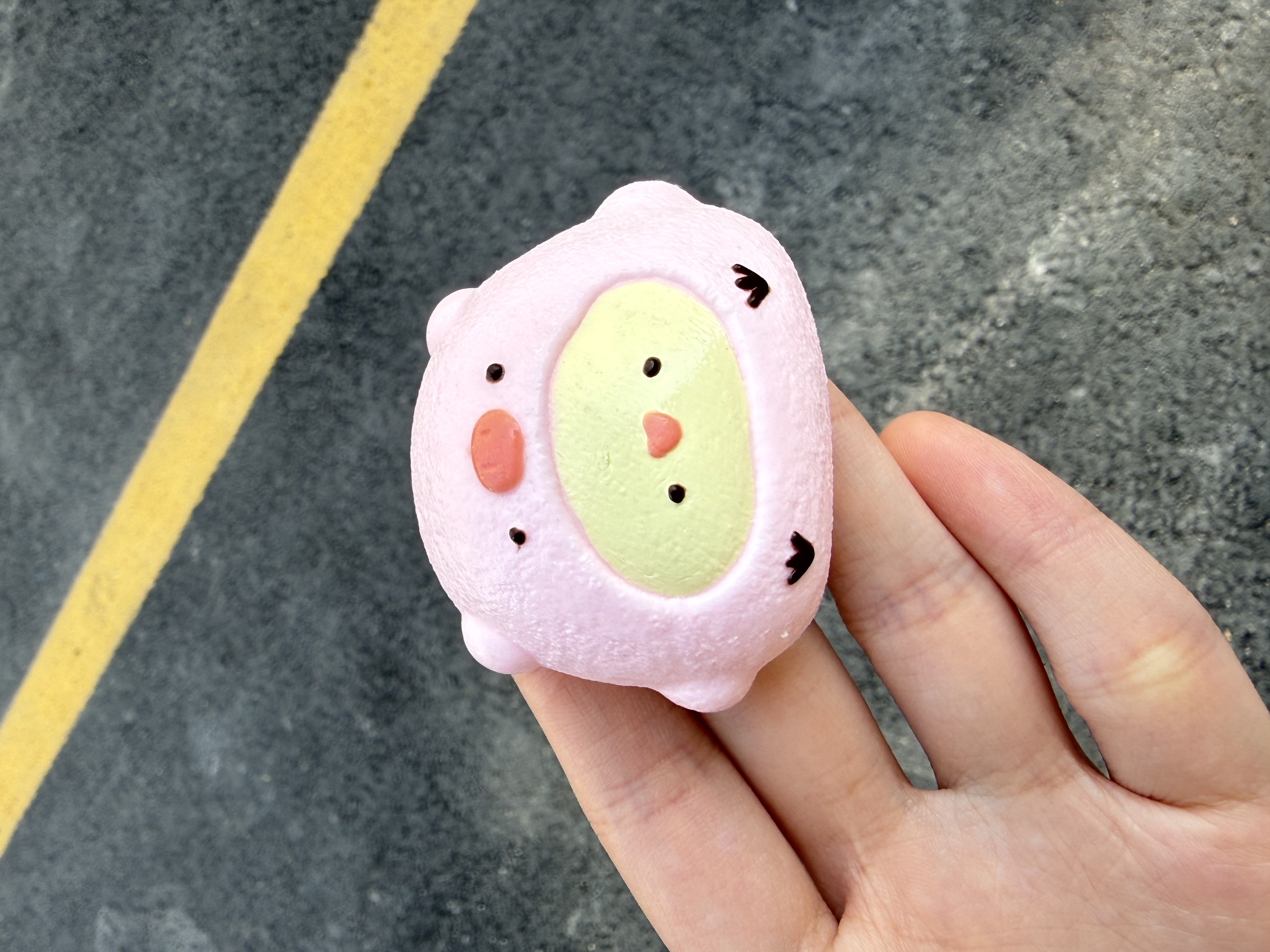 Food-grade handcrafted silicone, cute cartoon stress-relieving toys, fun and fun Item Picture