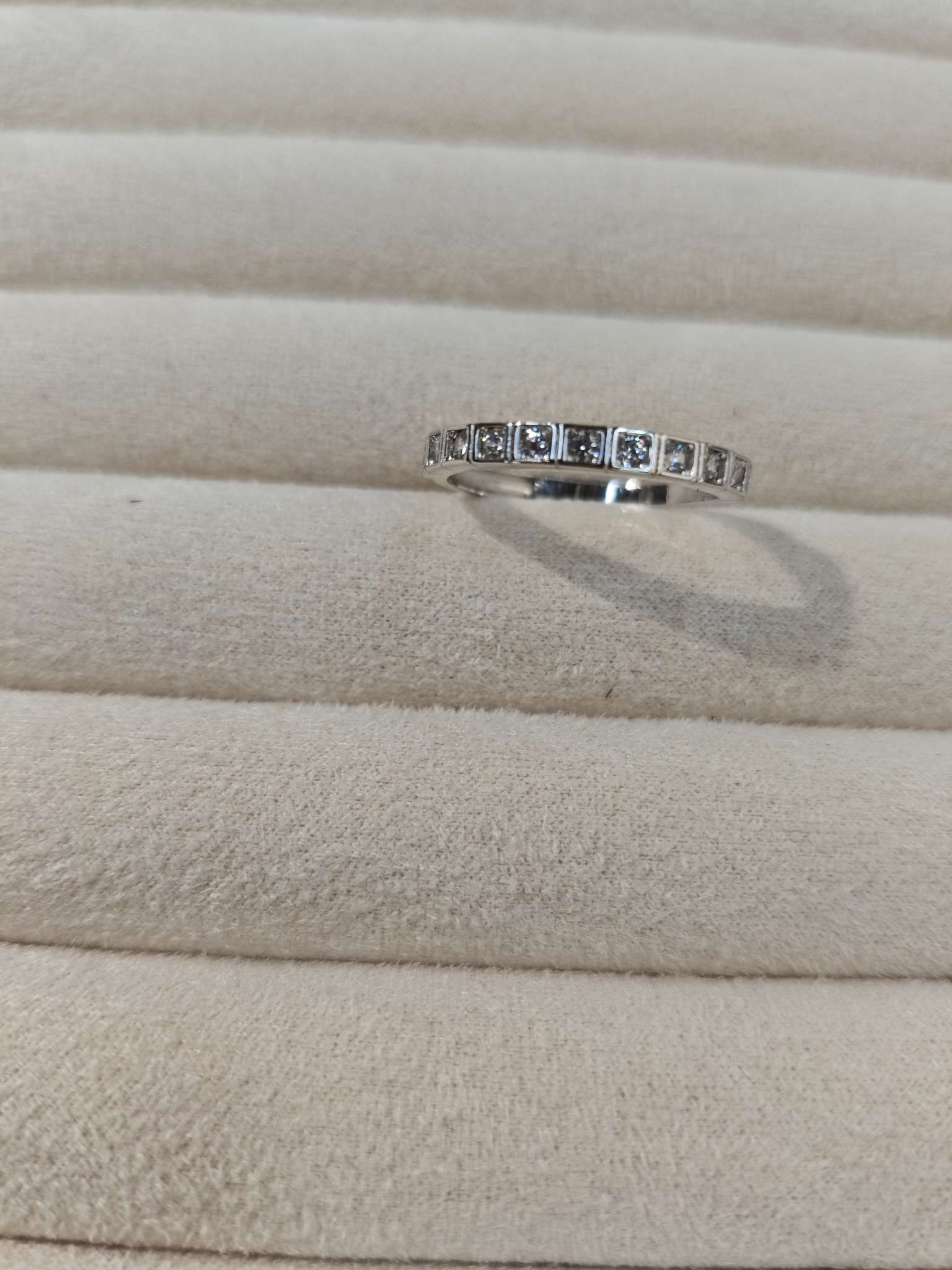 The new S925 silver ring is simple and versatile. It is a diamond-encrusted silver ring for daily wear detail image 6