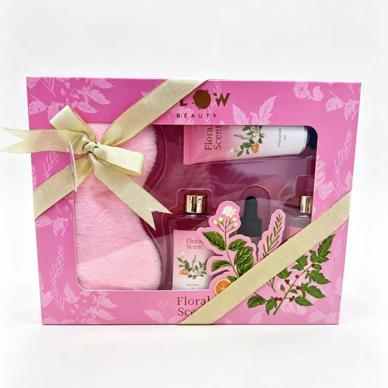 Pink gift box beauty set, moisturizing Cleanser, toner and skin care combination