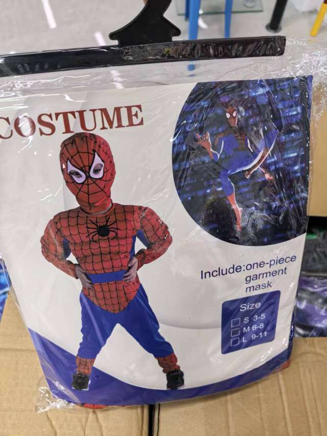 Halloween cosplay Spider-Man costume full figure