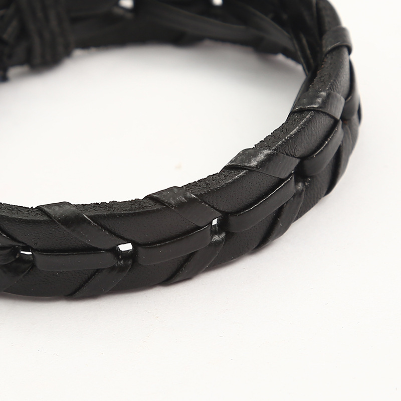 Korean InS-style double-layer hand-woven cowhide bracelet, versatile student couple bracelet accessories, cross-border wholesale Application Scenario