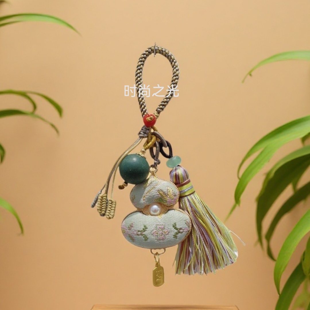 宋锦葫芦创意饰品挂饰药香珠挂件成品时尚百搭个性装饰 detail image 3