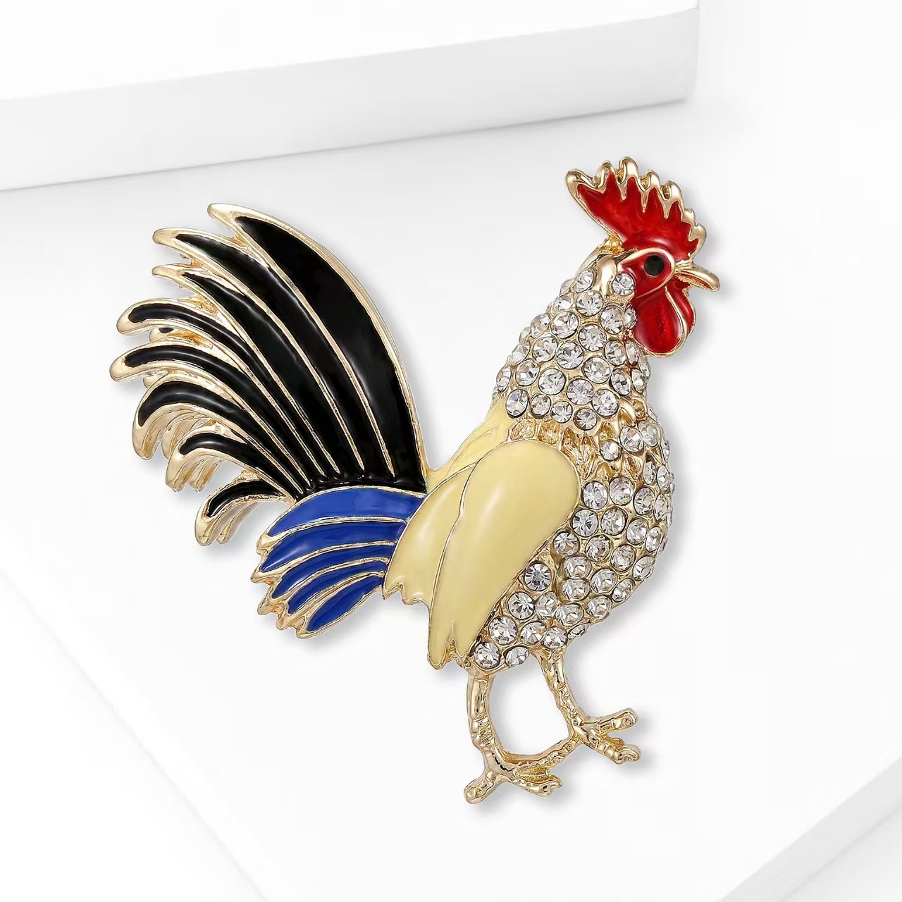 Fashionable and simple alloy oil-drip rooster brooch, cardigan, sweater, coat, corsage accessory, shawl buckle Specification image