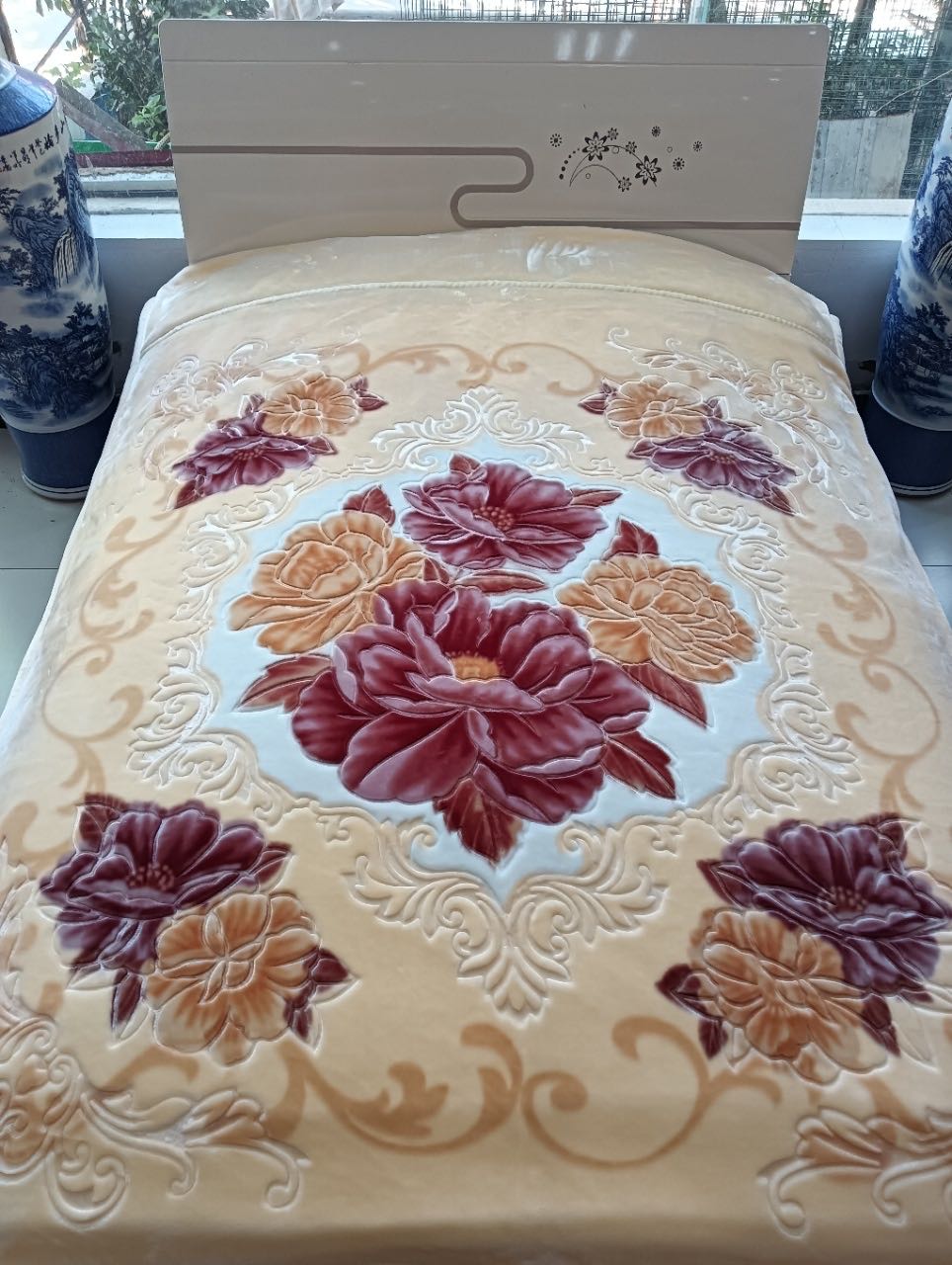 Factory direct sales! Craft blankets for wedding home textiles detail image 1