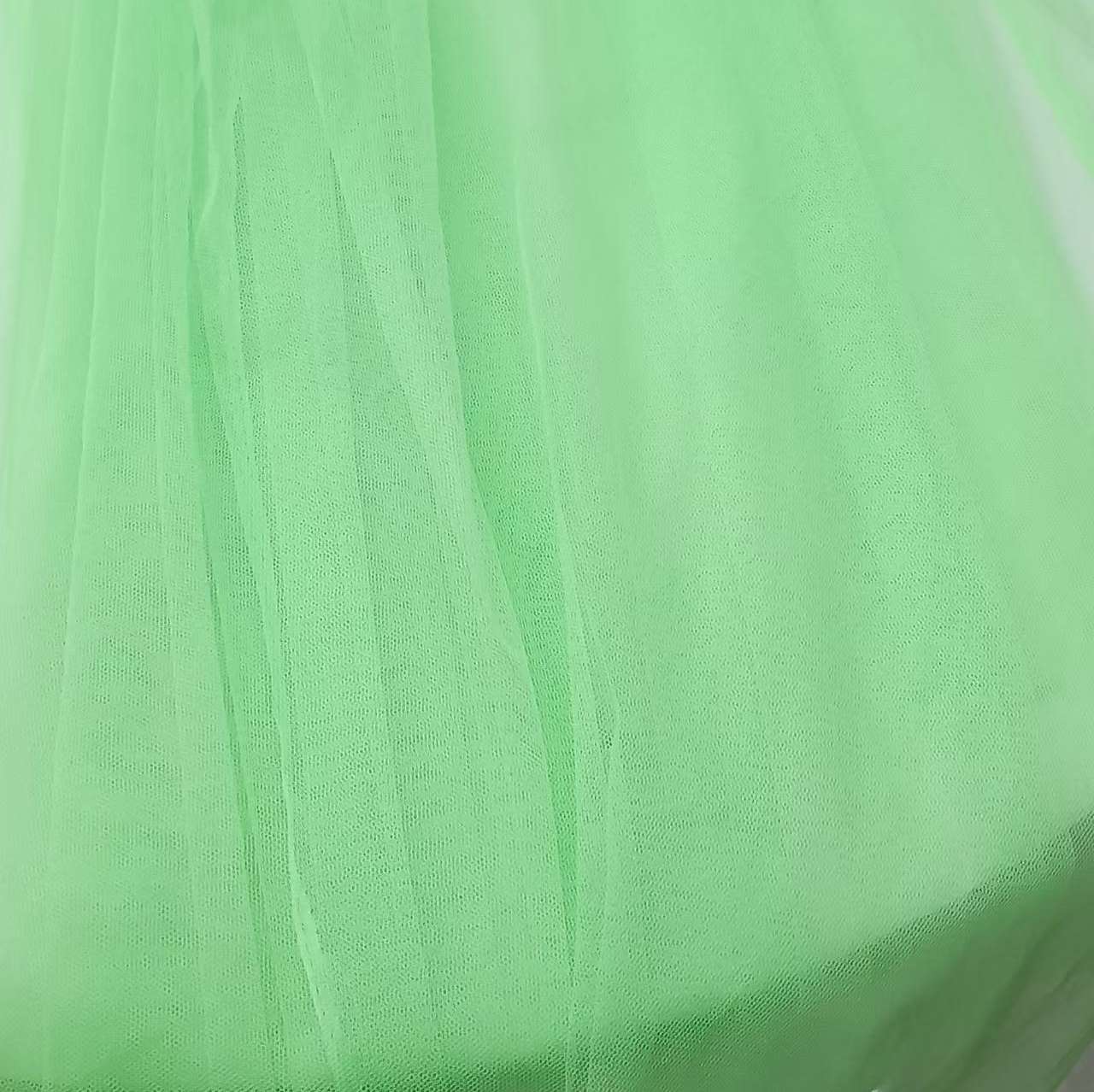Textile fabric mesh fabric, African mesh fabric, all-polyester K399 hat net, multi-purpose material 41 Application Scenario