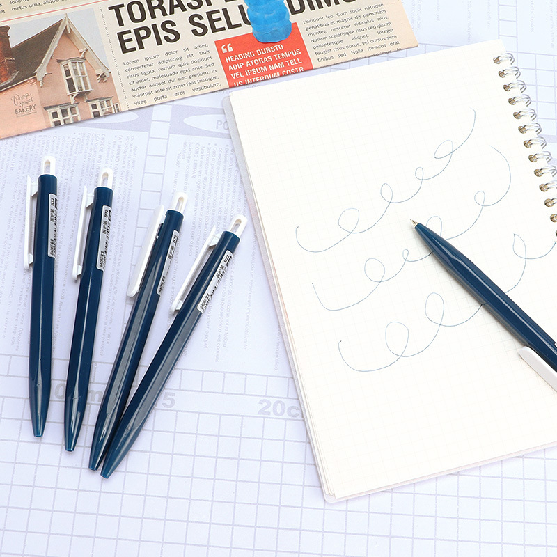 Bao Ke Press oil pen, bullet point pen, ballpoint pen wholesale, press medical special blue and black pen 0.7mm Application Scenario