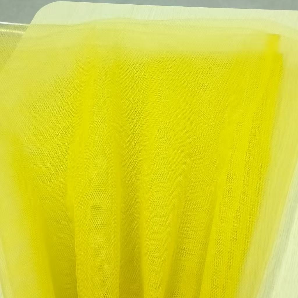 Yellow chiffon dress, women's short skirt, children's dress, girls' short skirt, curtain, girls' denim skirt, satin skirt Application Scenario